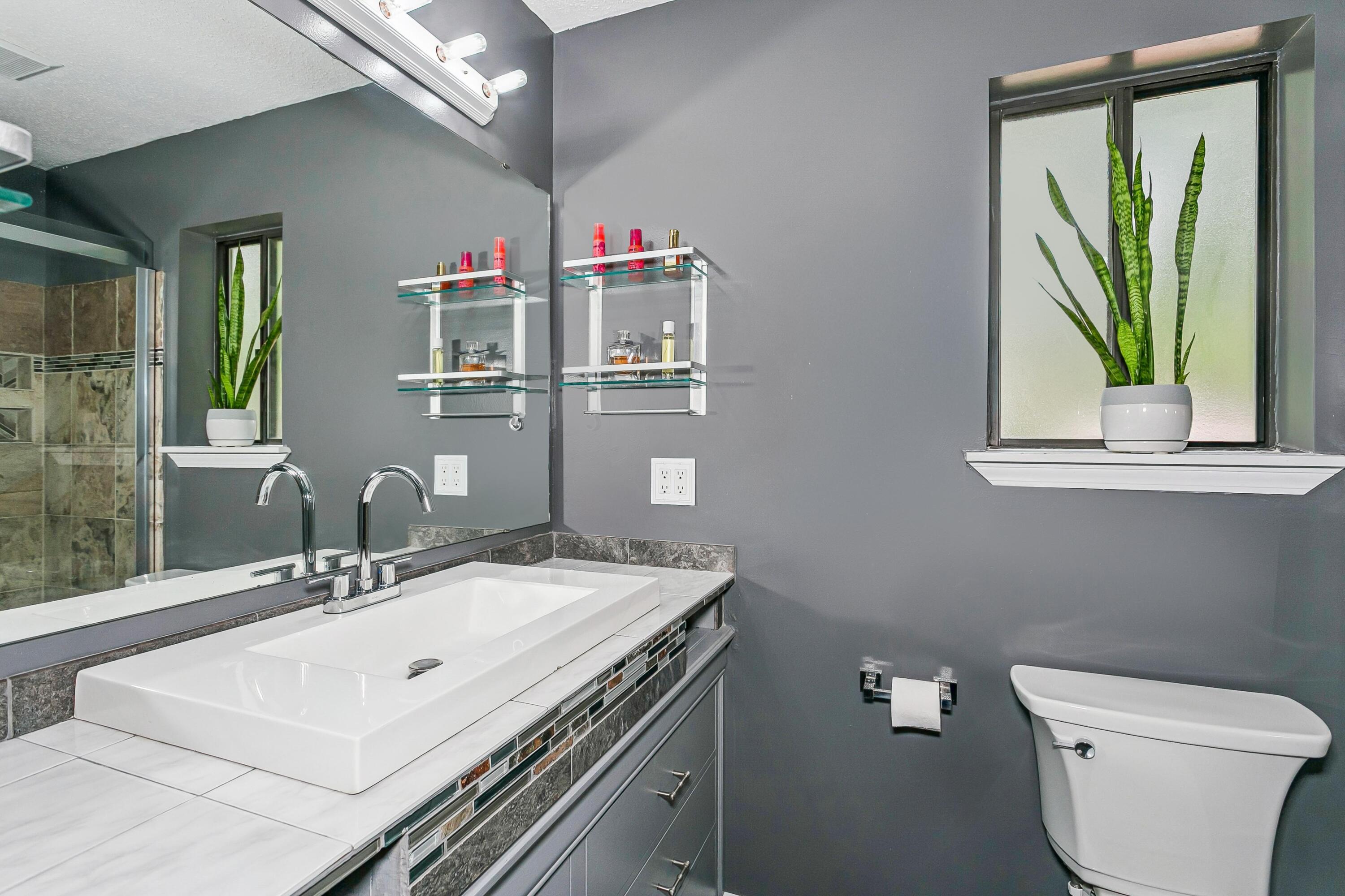 KENNEDY LAKES 1ST ADDN - Residential