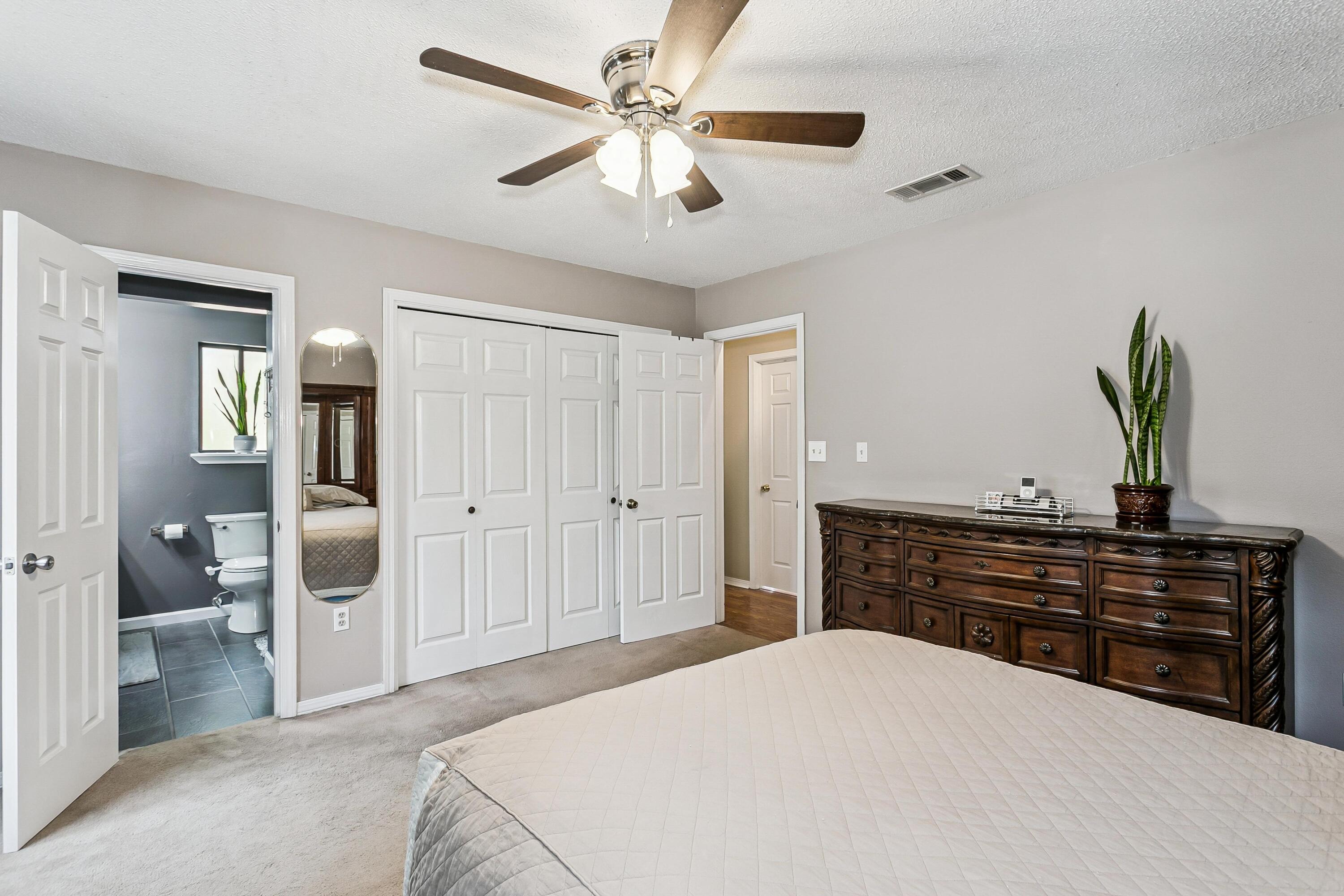 KENNEDY LAKES 1ST ADDN - Residential