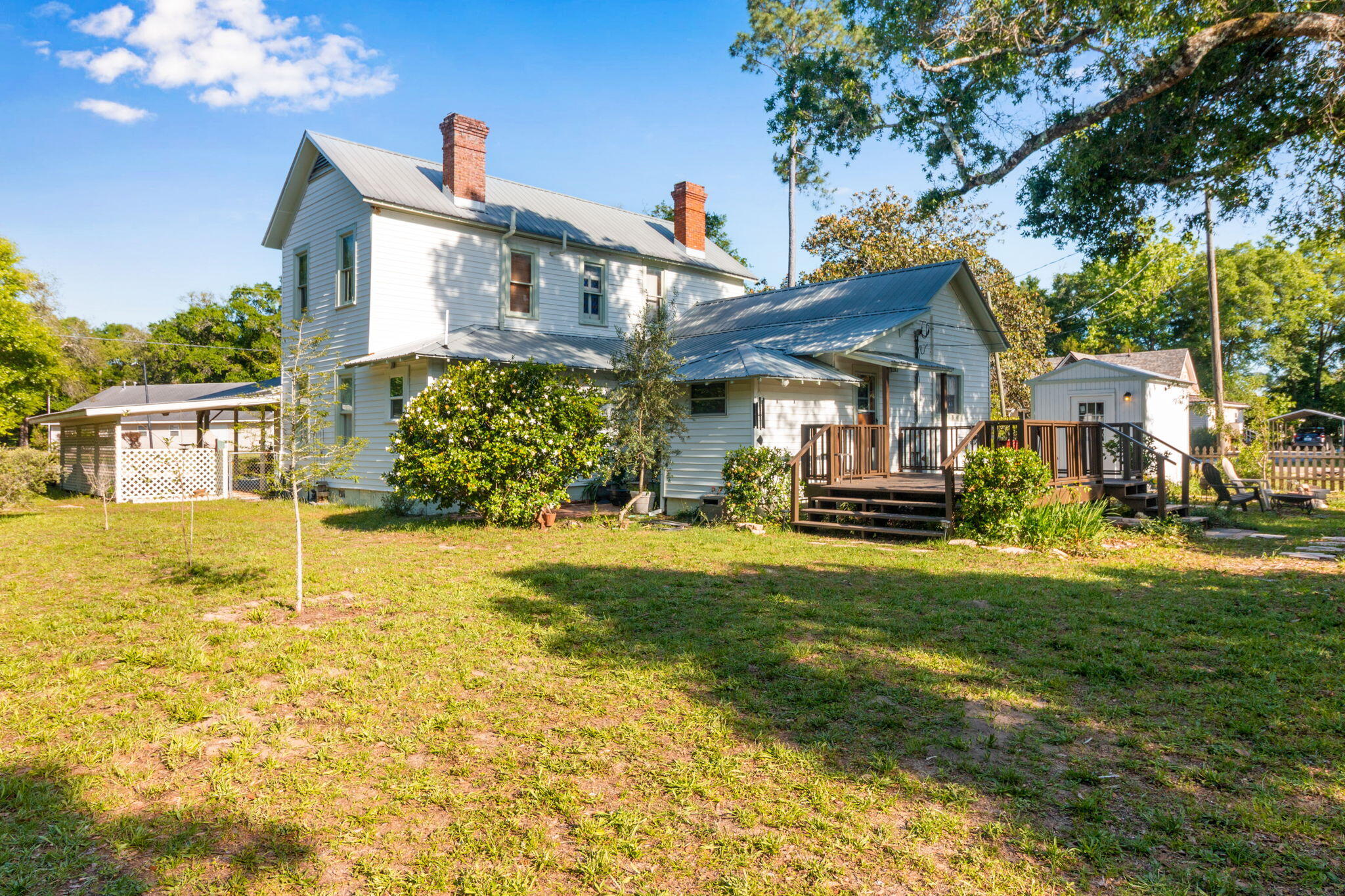TOWN OF DEFUNIAK SPRINGS - Residential