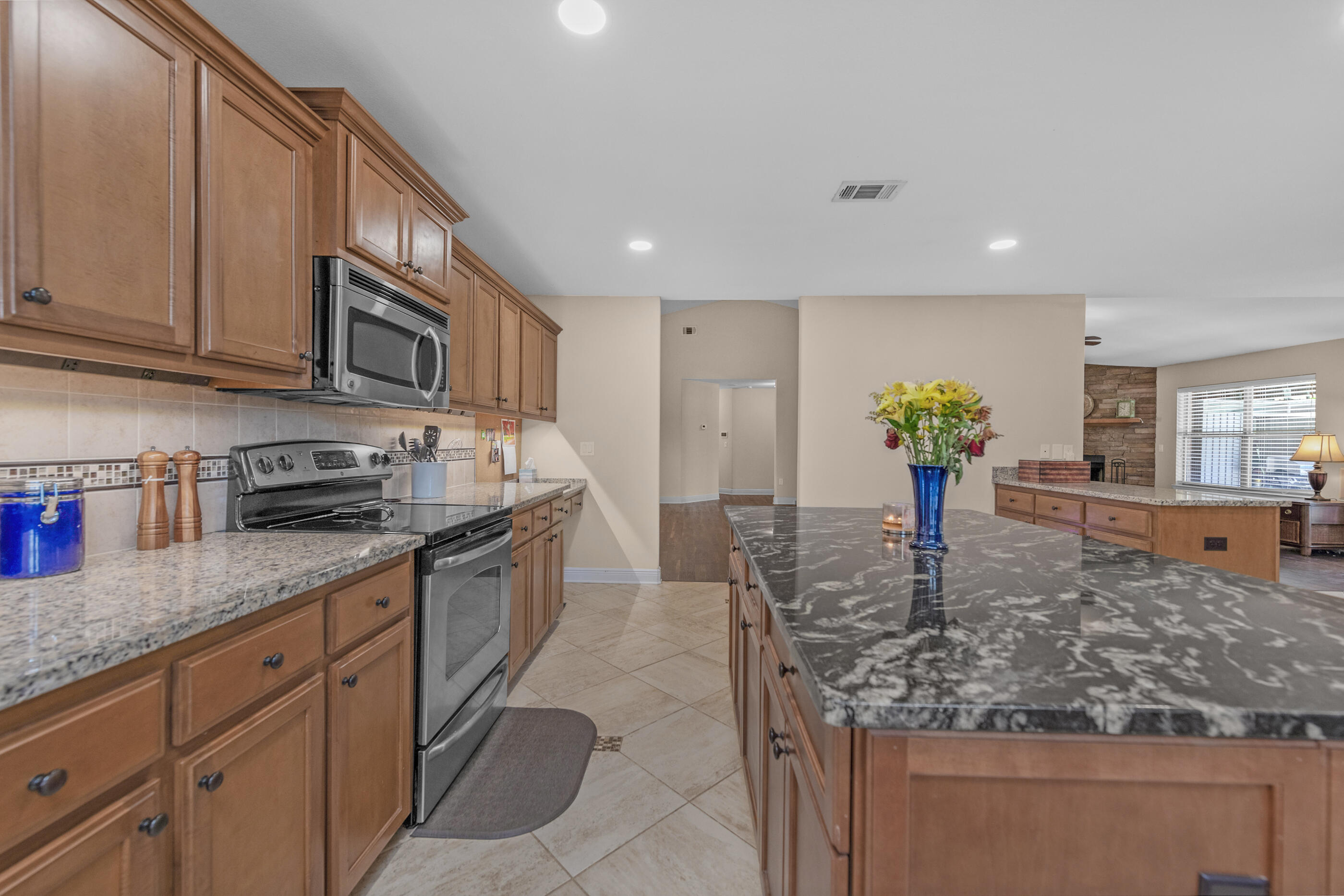 SUMMERSET ESTATES - Residential