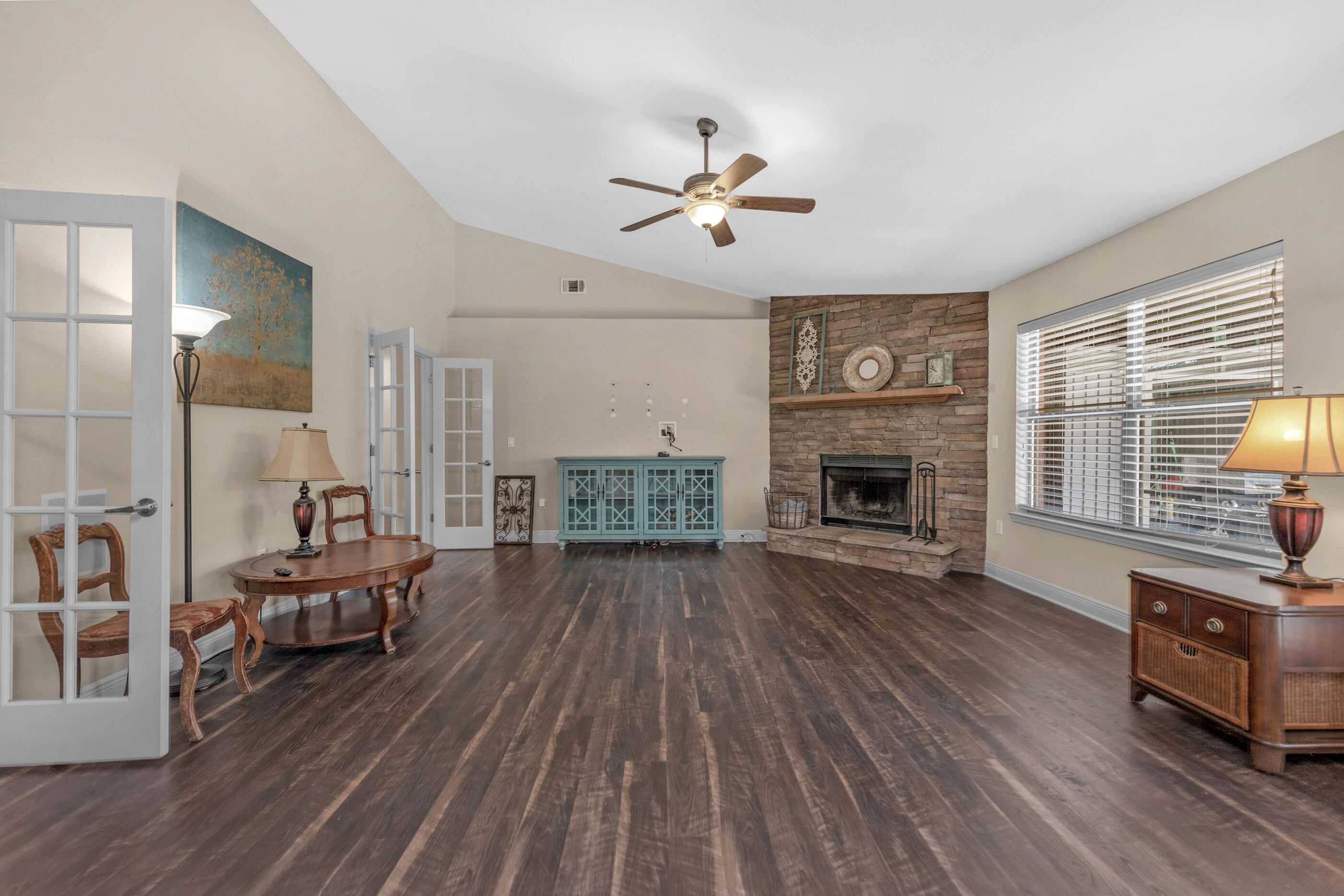 SUMMERSET ESTATES - Residential