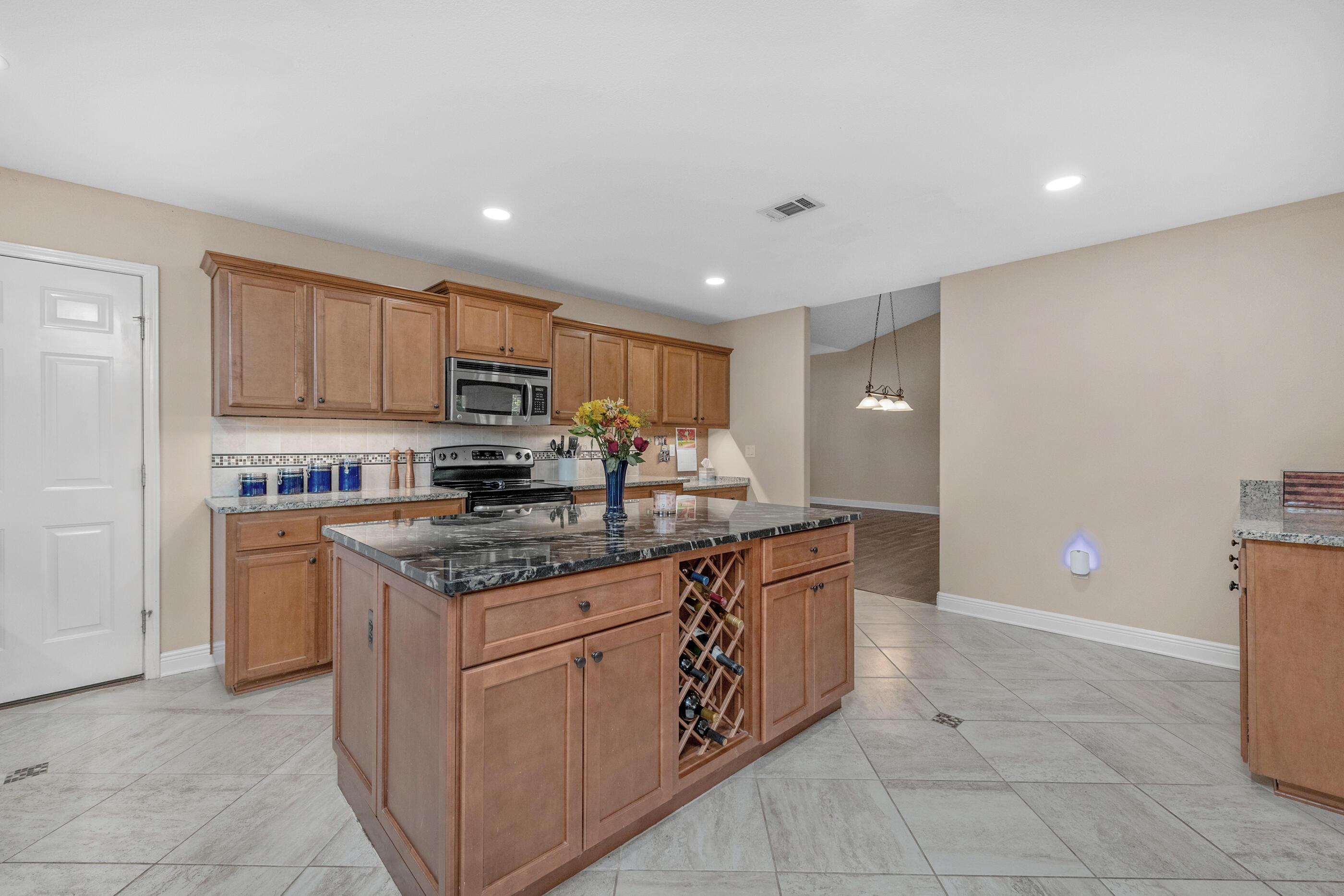 SUMMERSET ESTATES - Residential