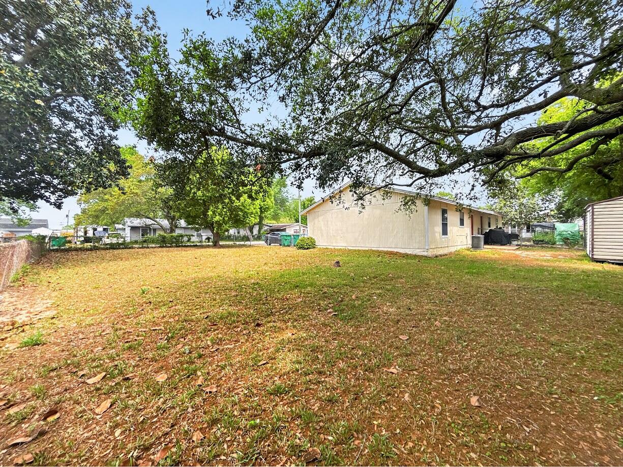 SQUIRREL HAVEN UNREC - Residential Lease