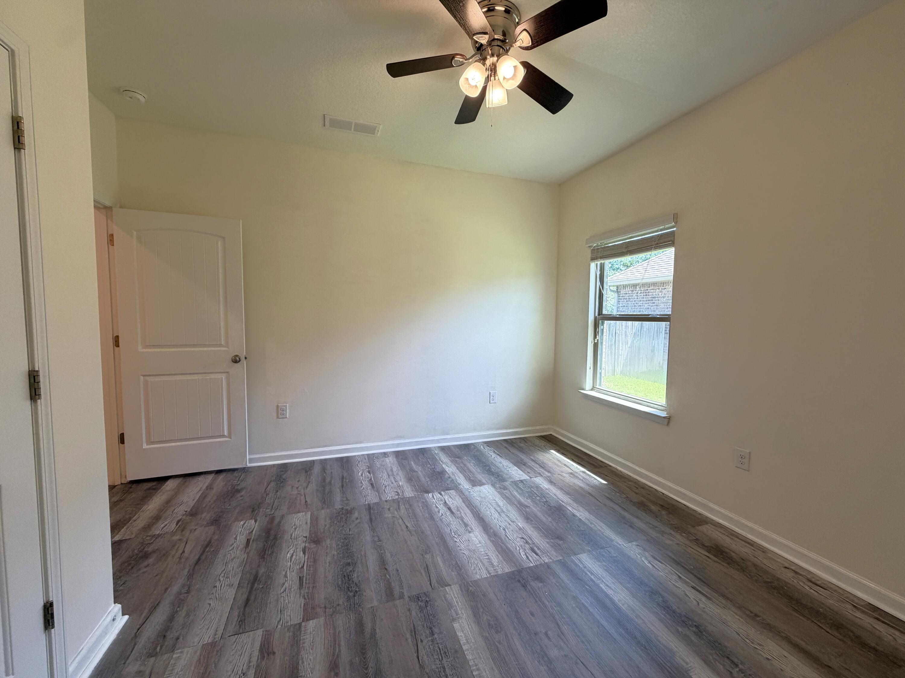 Redstone Commons - Residential Lease
