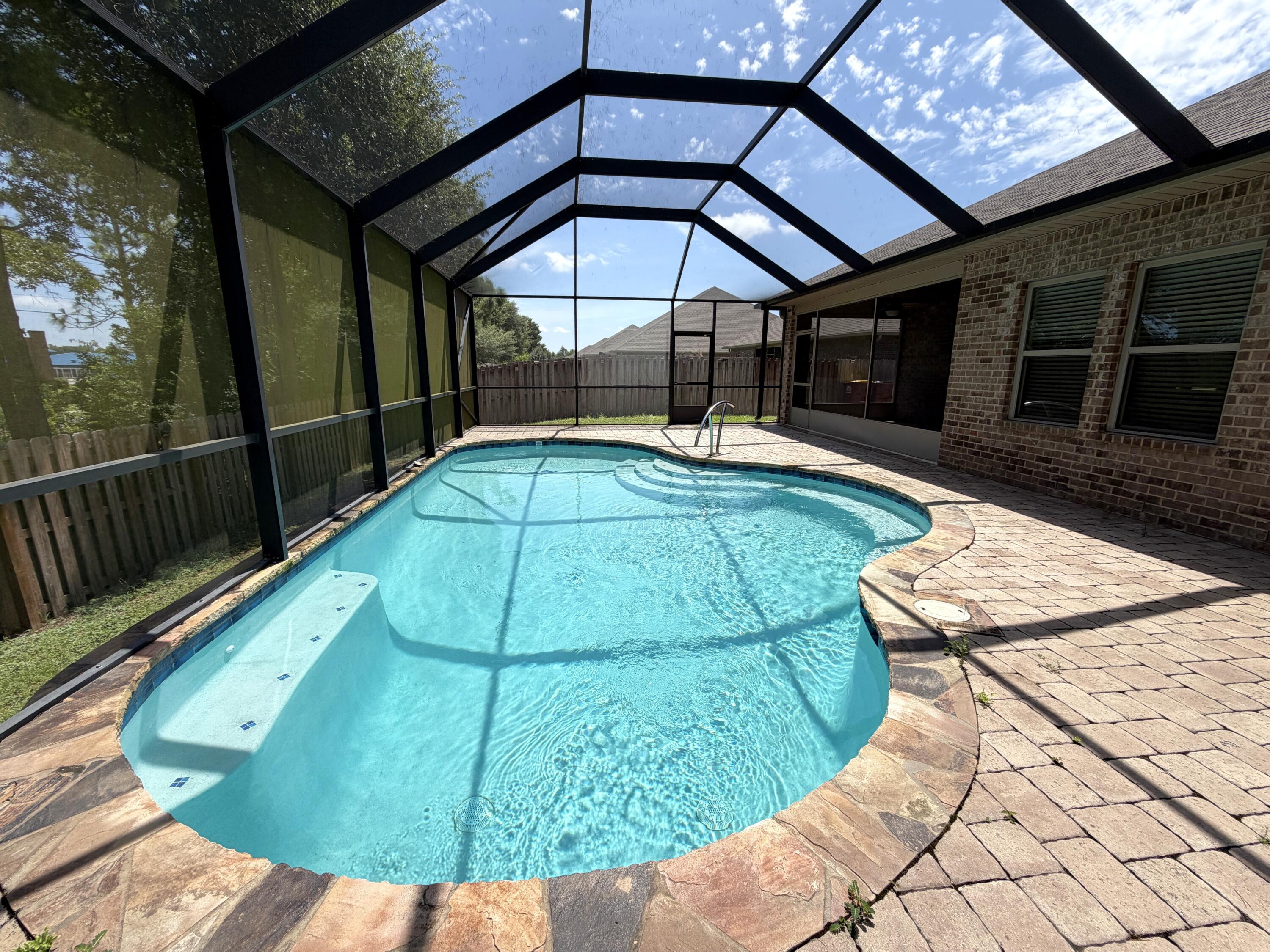 Redstone Commons - Residential Lease