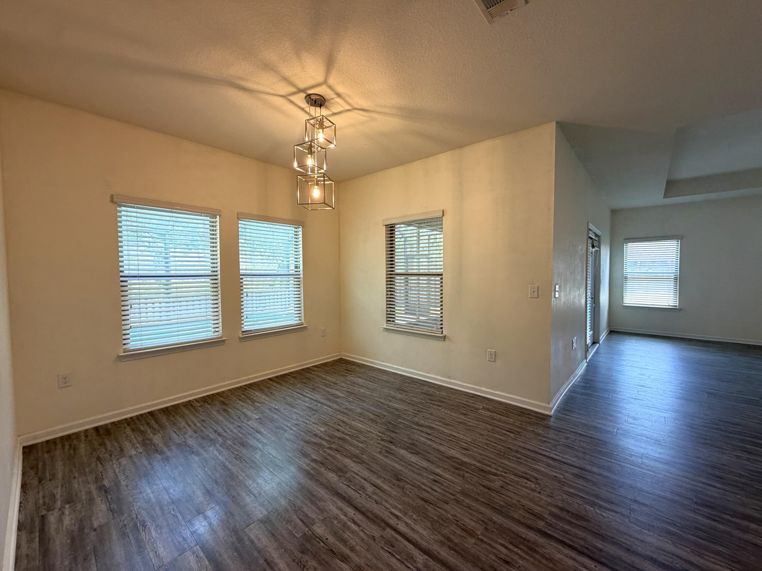 Redstone Commons - Residential Lease