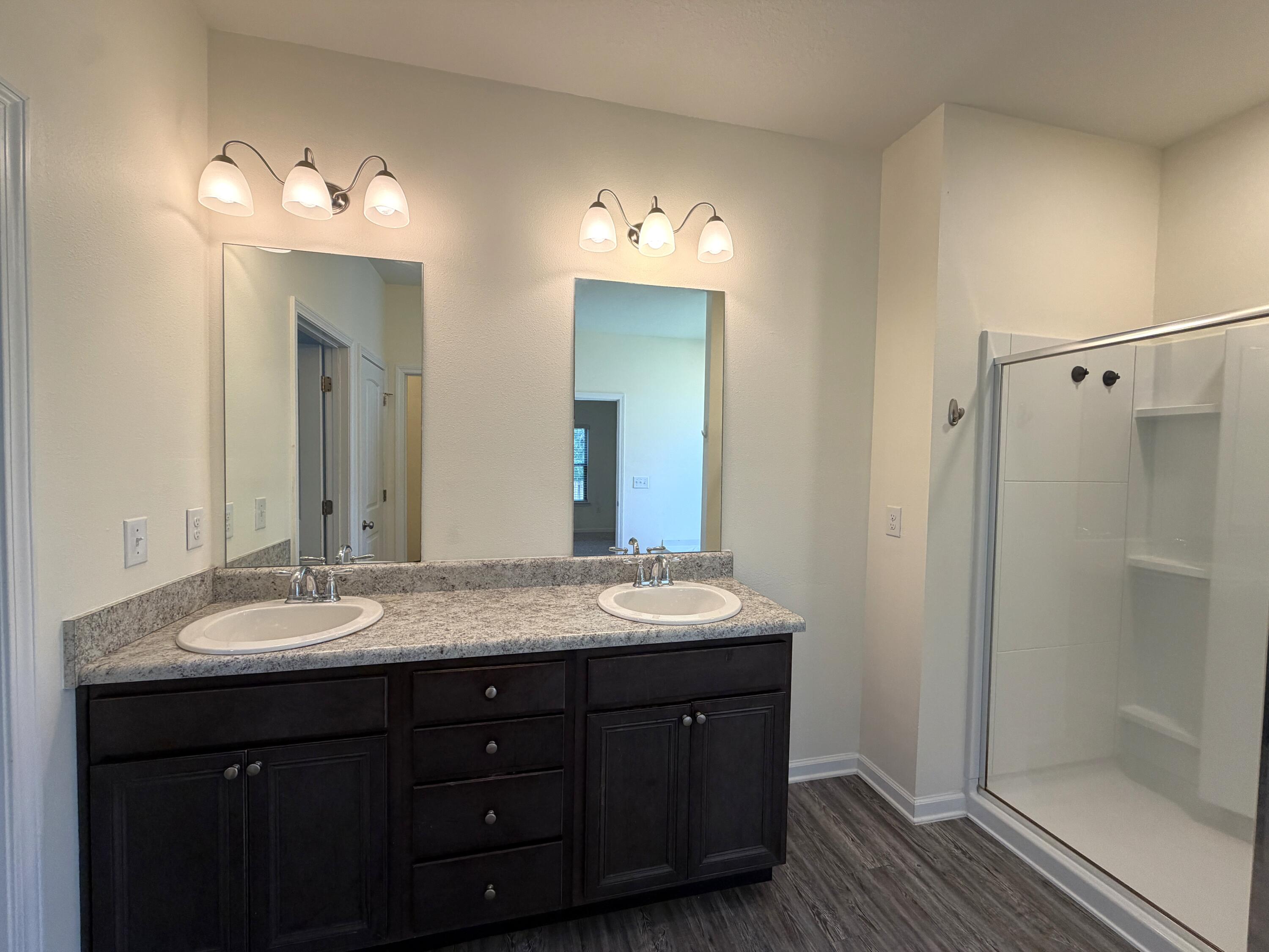 Redstone Commons - Residential Lease