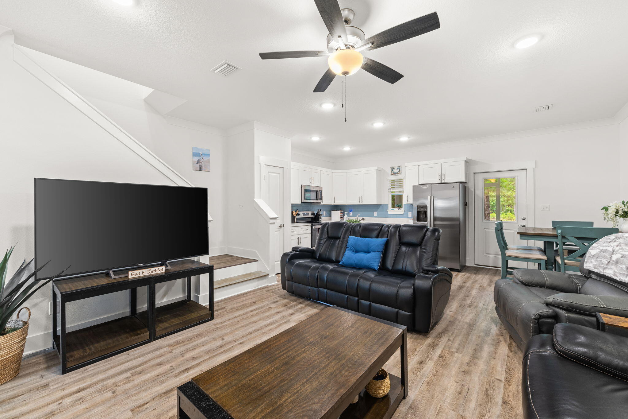VERANDAS AT FREEPORT - Residential Lease