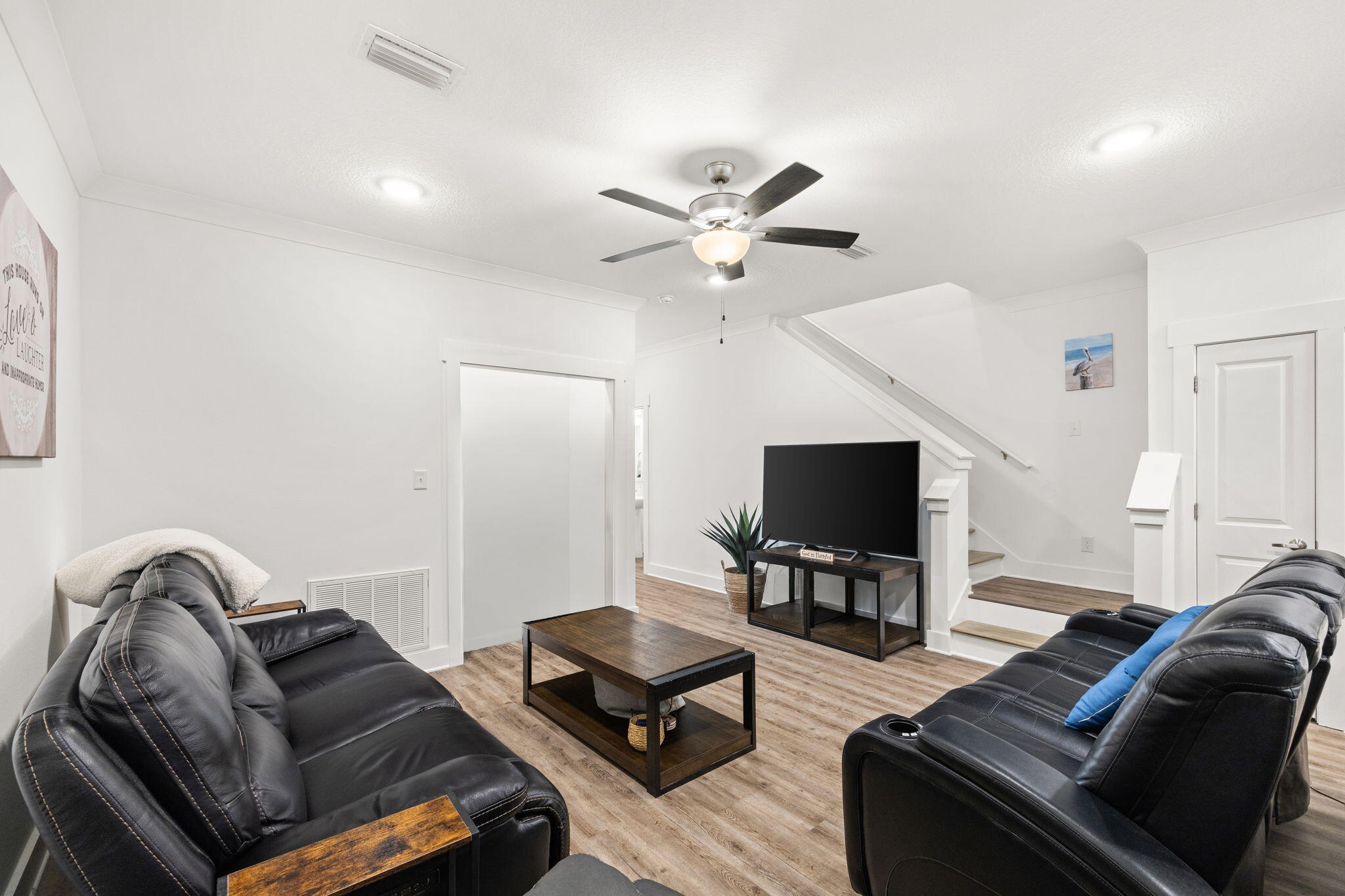 VERANDAS AT FREEPORT - Residential Lease