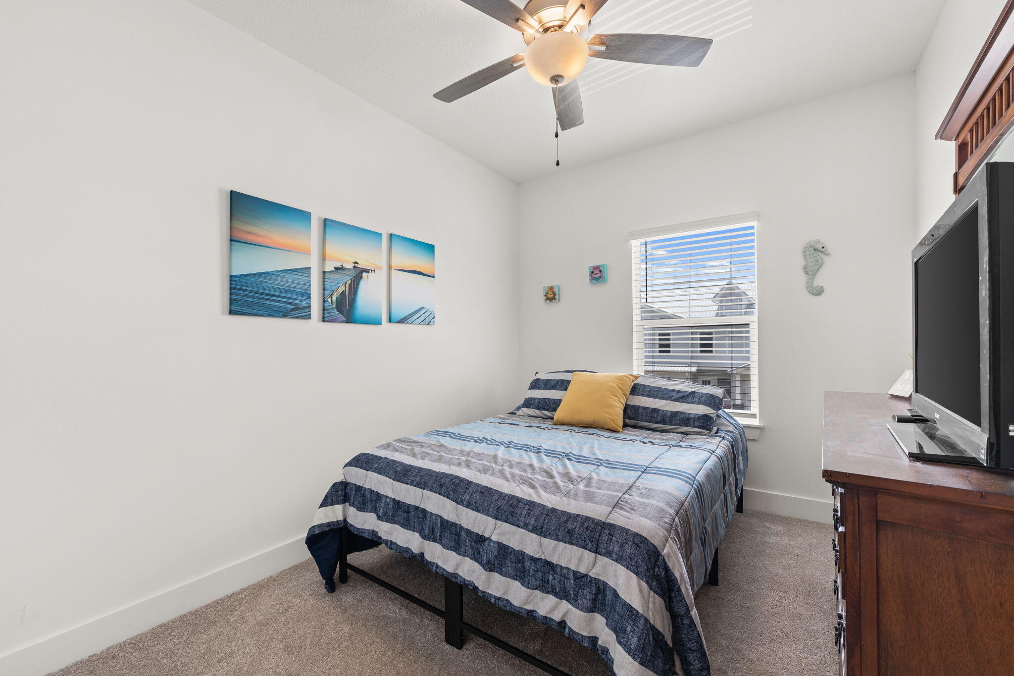 VERANDAS AT FREEPORT - Residential Lease