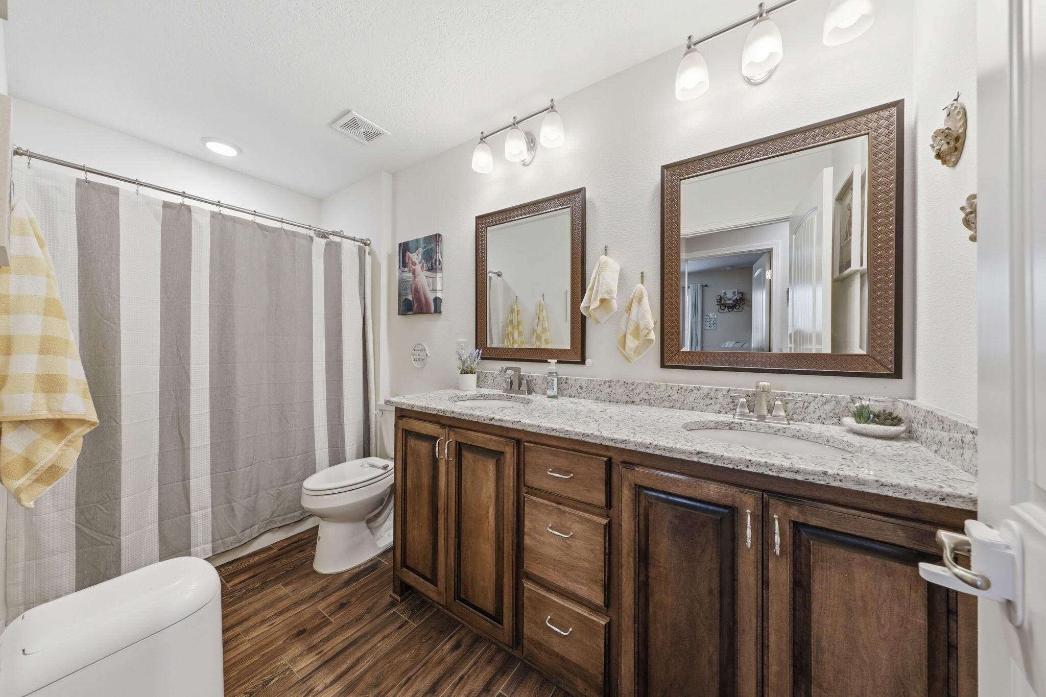 PLANTATION WOODS - Residential