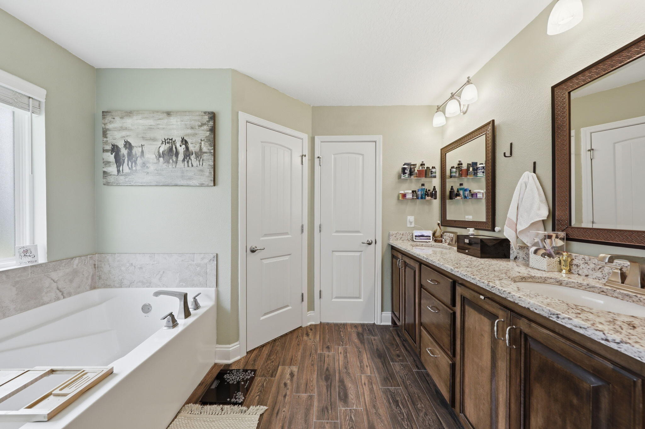 PLANTATION WOODS - Residential