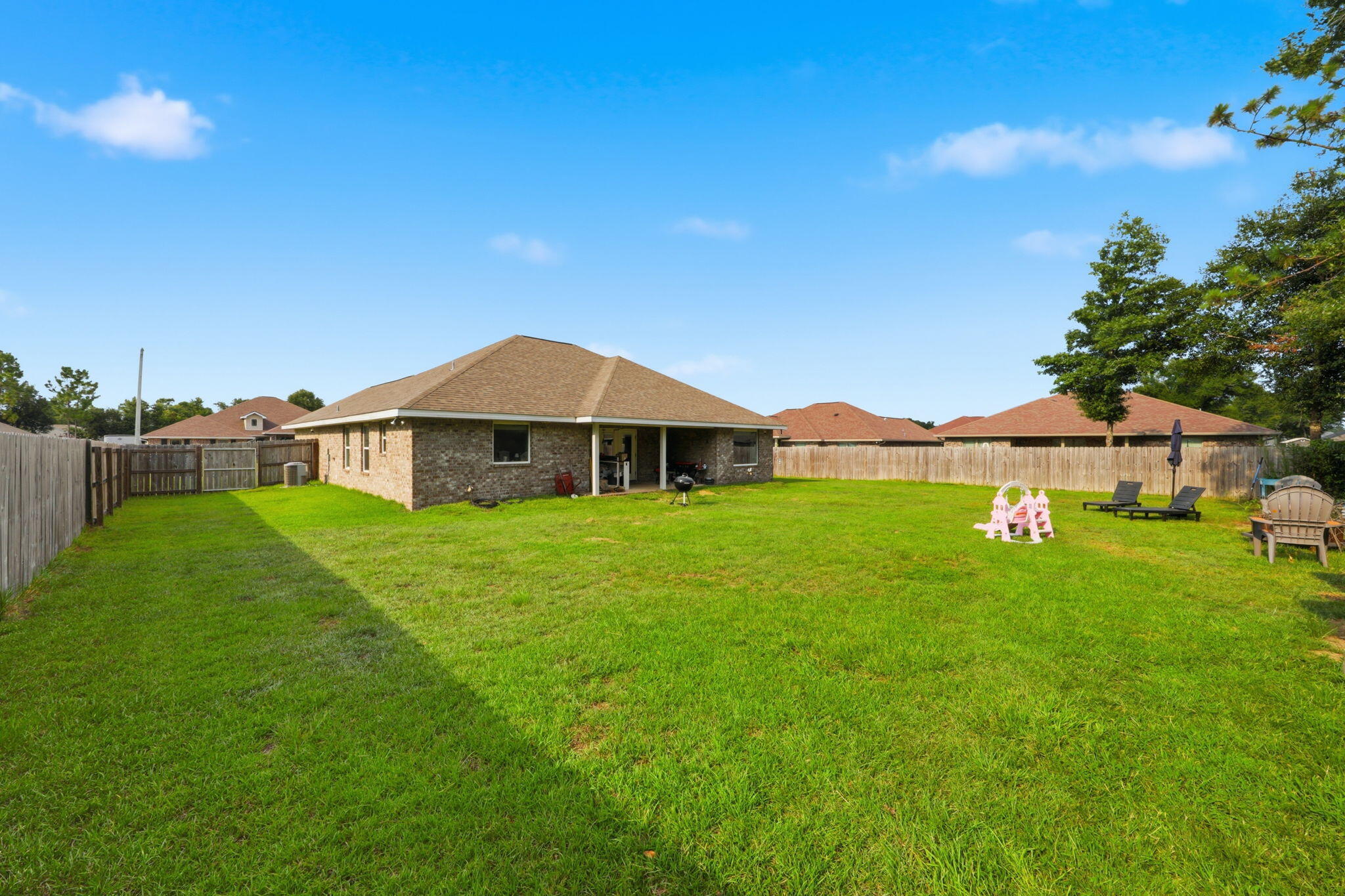 PLANTATION WOODS - Residential
