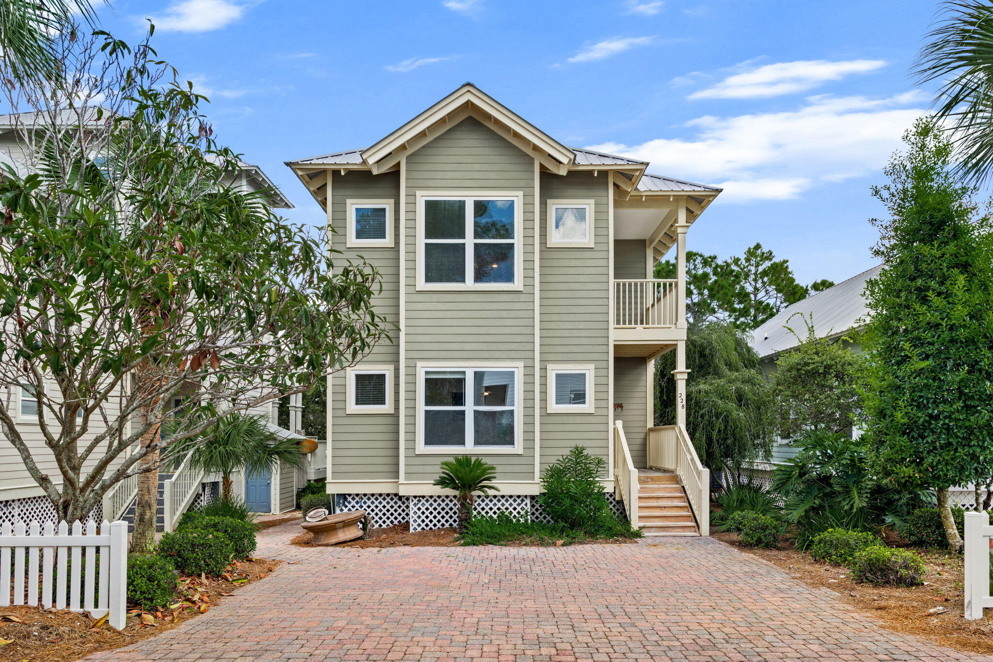 OLD FLORIDA VILLAGE - Residential Lease