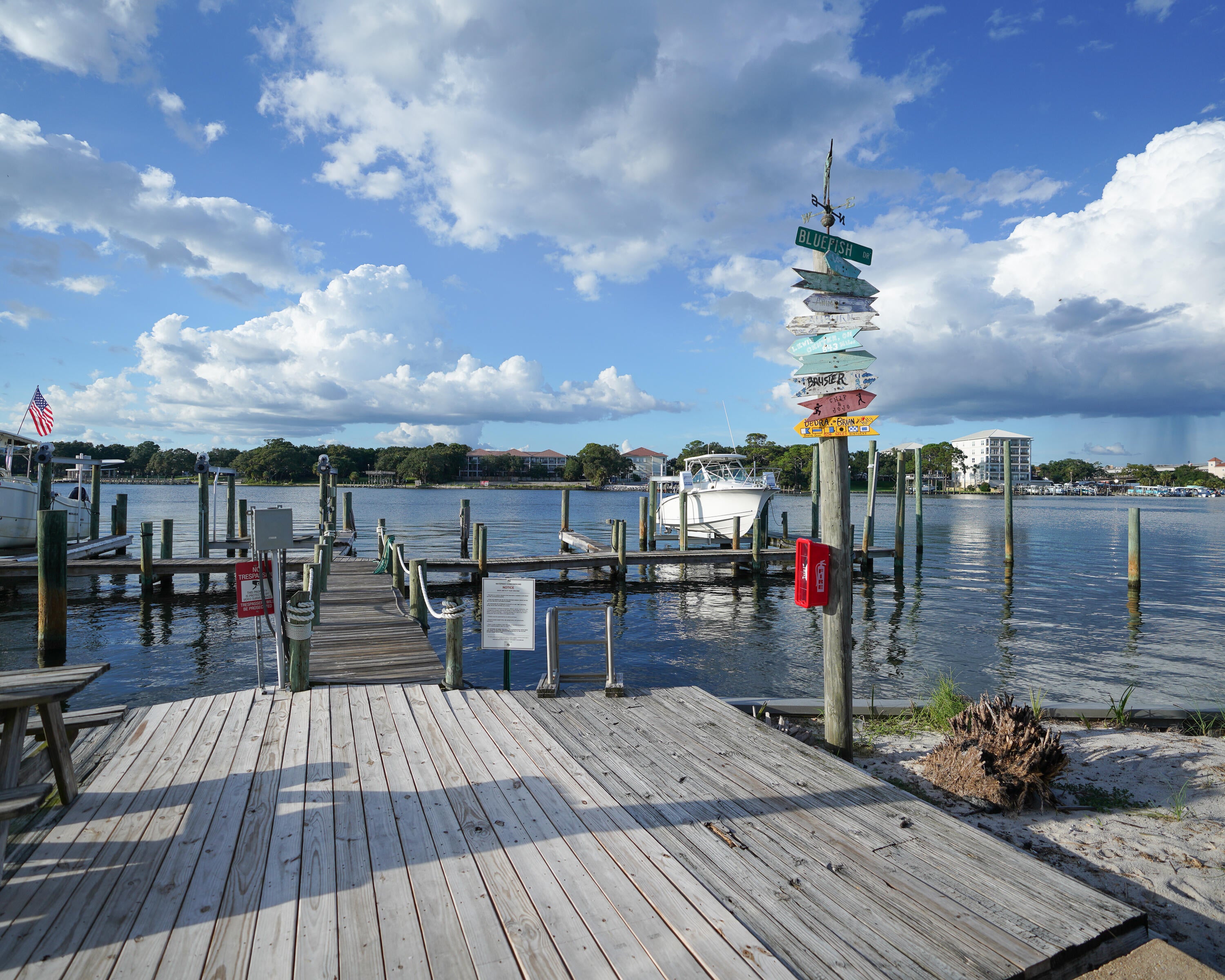 WATERWAY CONDO - Residential