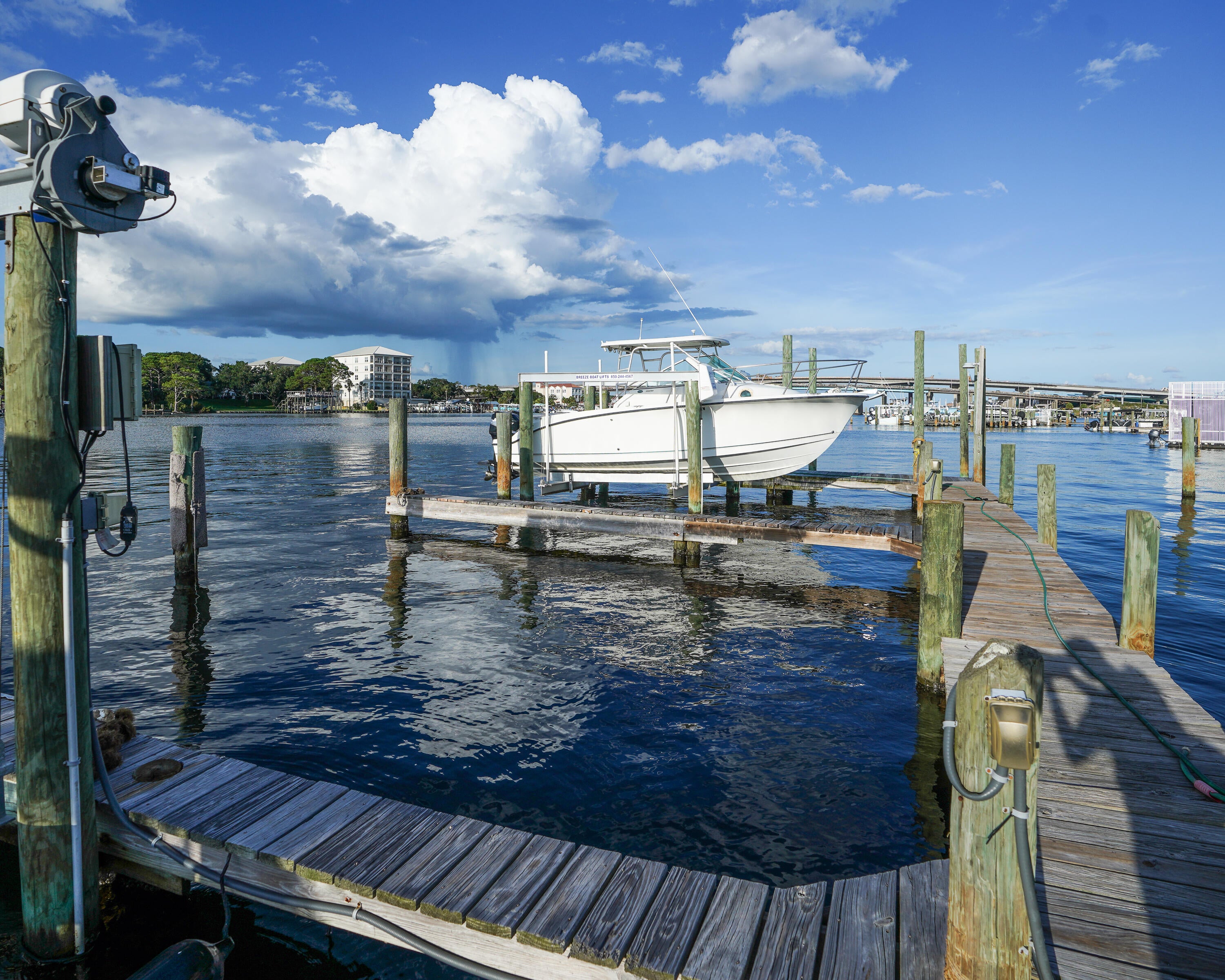 WATERWAY CONDO - Residential