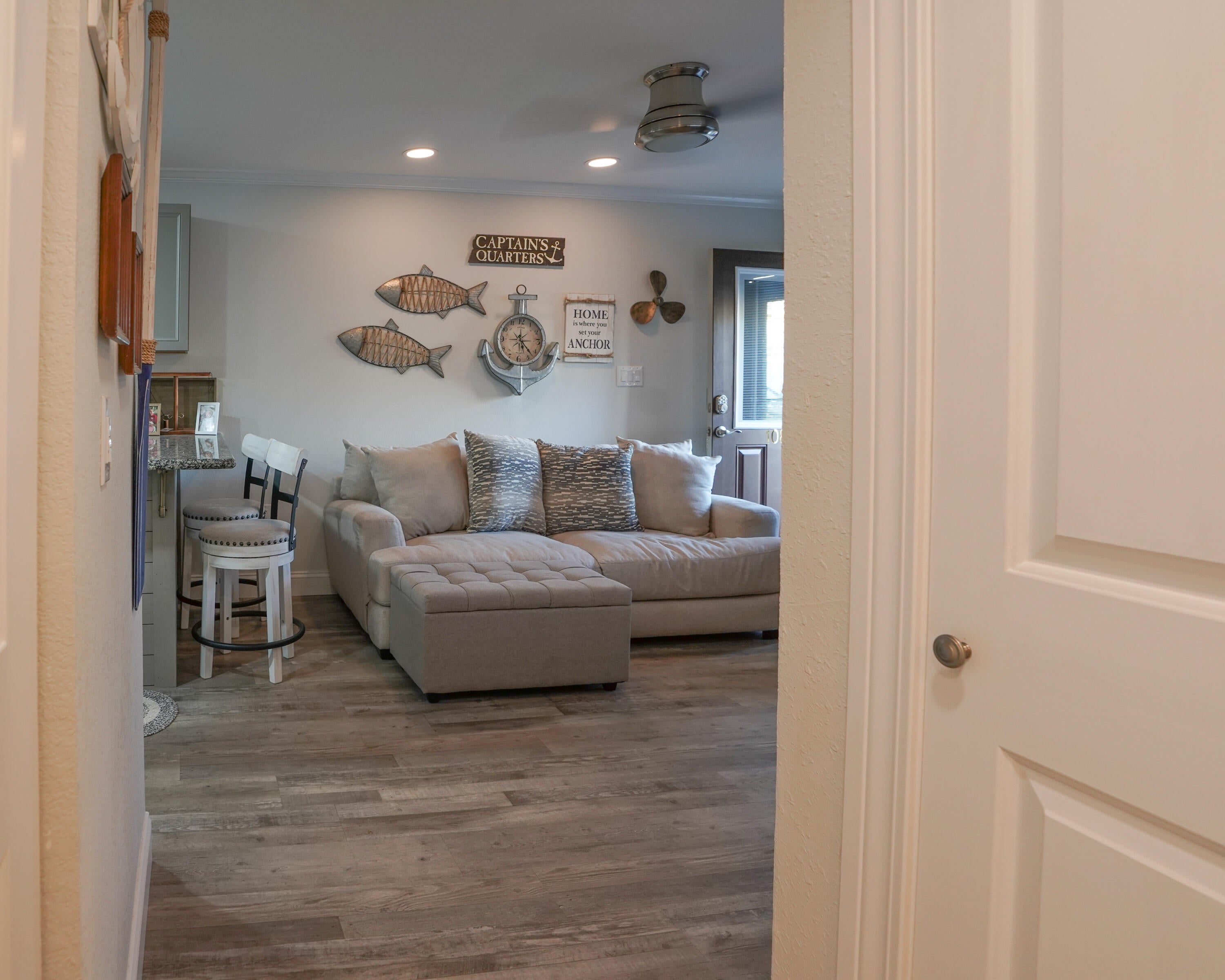 WATERWAY CONDO - Residential
