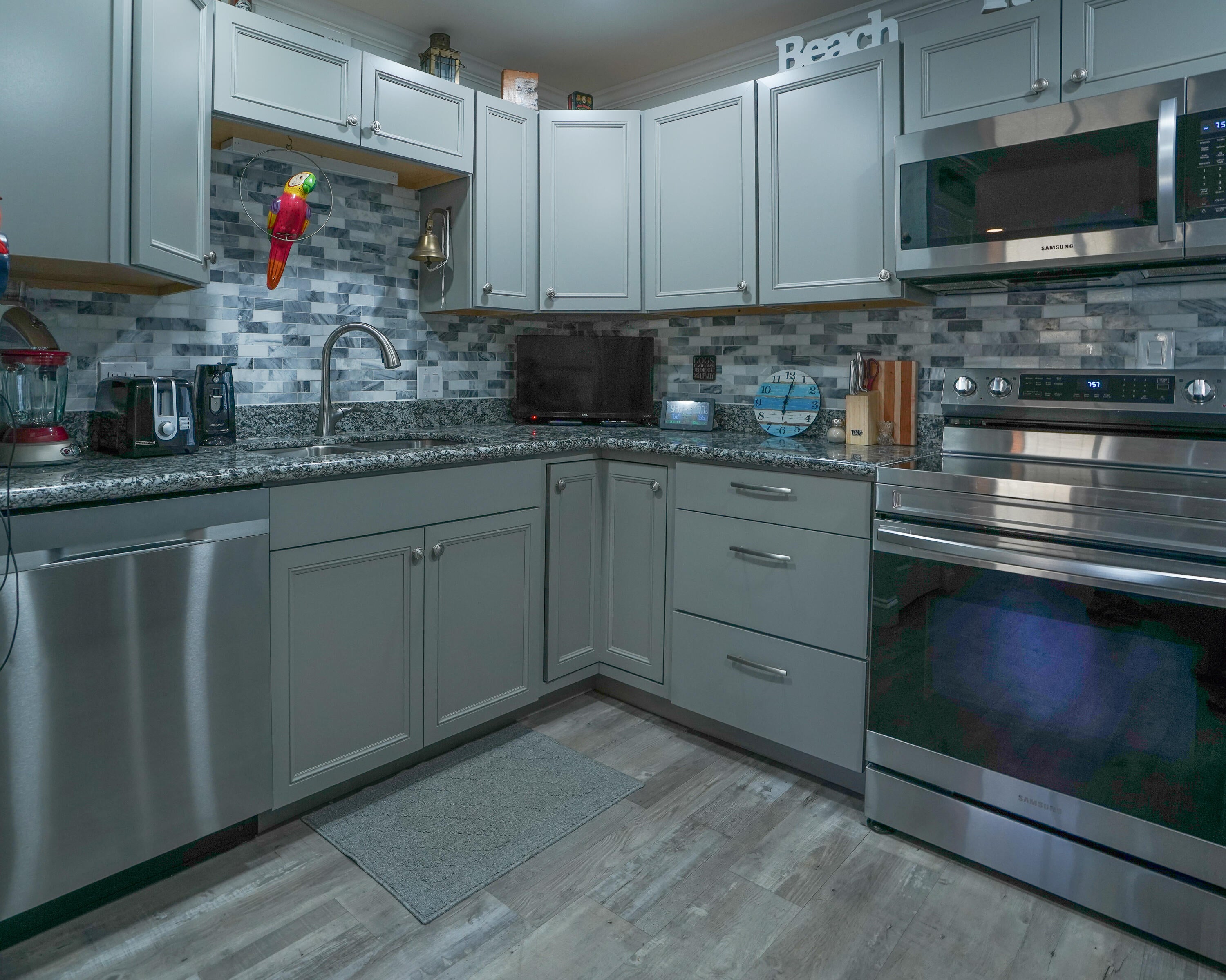 WATERWAY CONDO - Residential