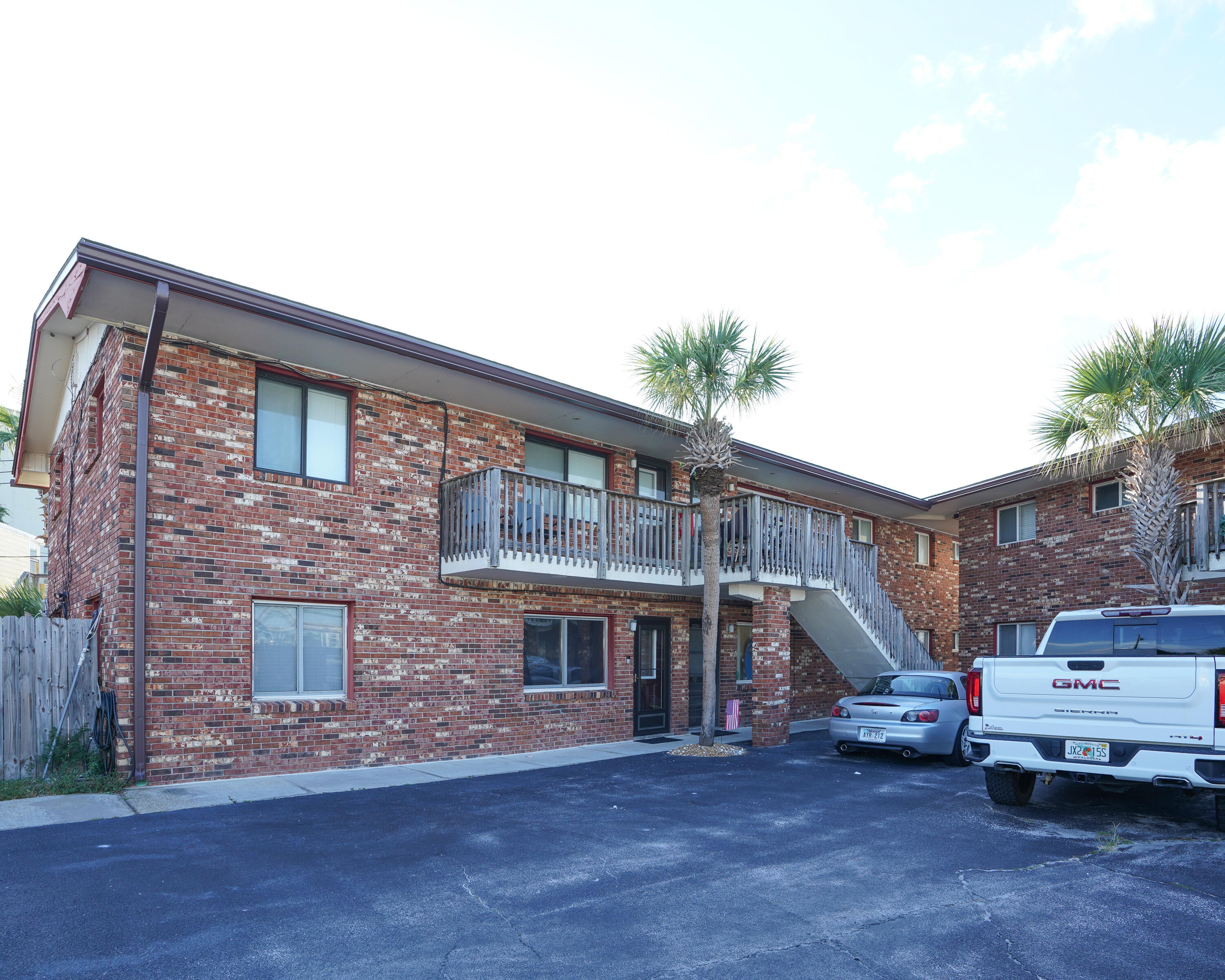 WATERWAY CONDO - Residential