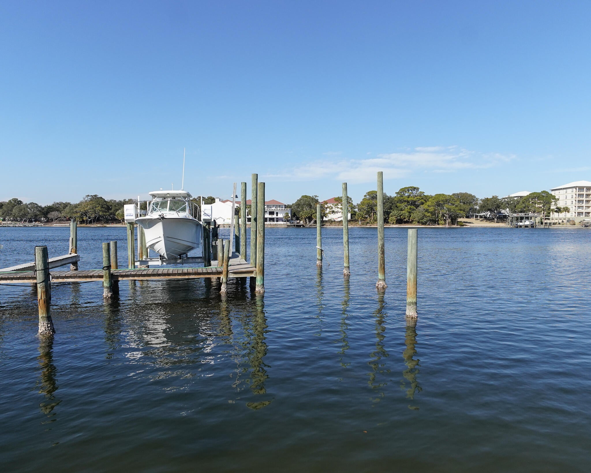 WATERWAY CONDO - Residential
