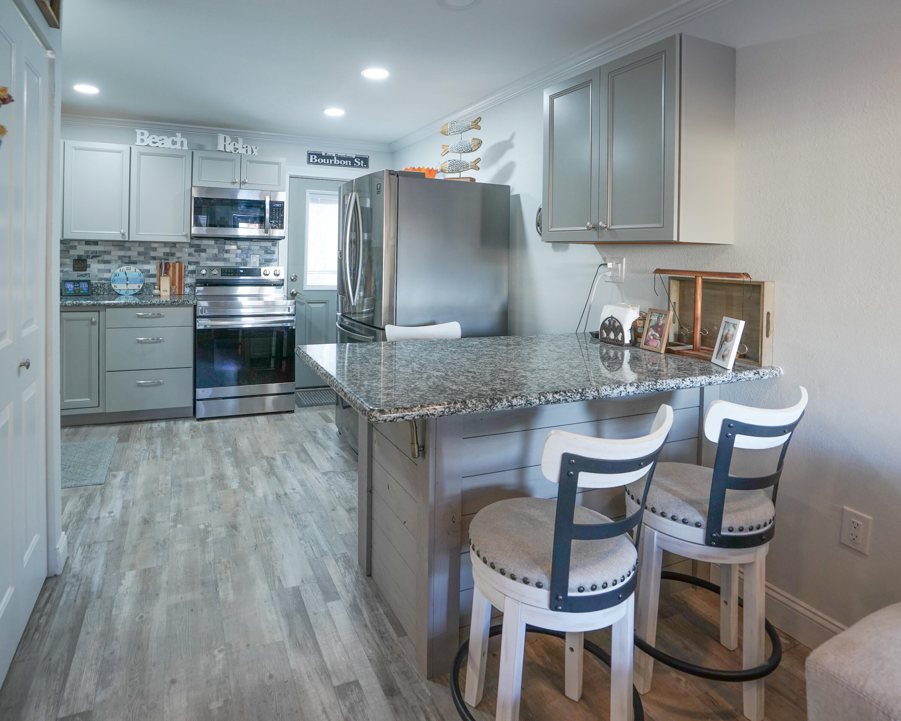 WATERWAY CONDO - Residential
