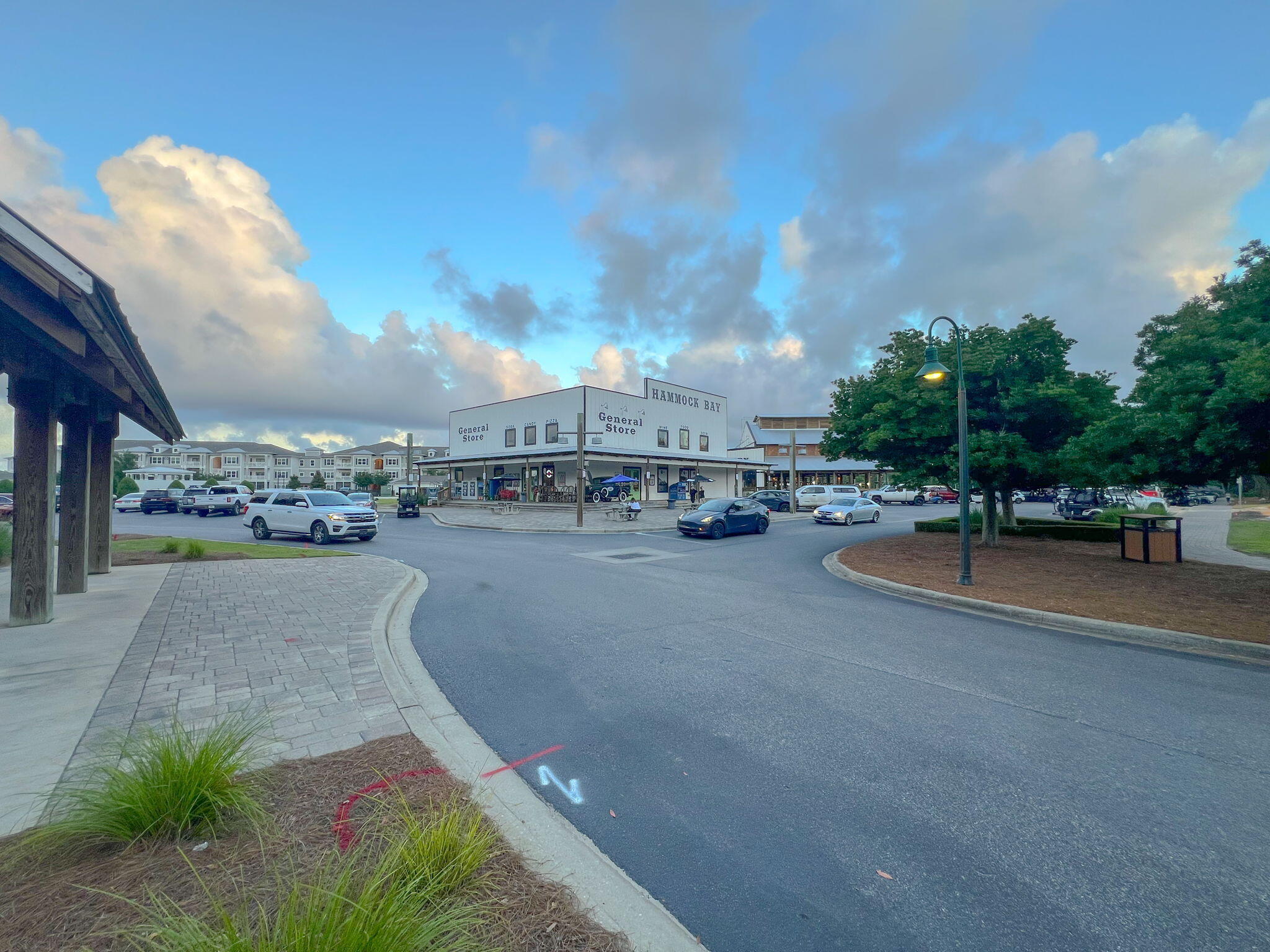 HAMMOCK BAY - Residential