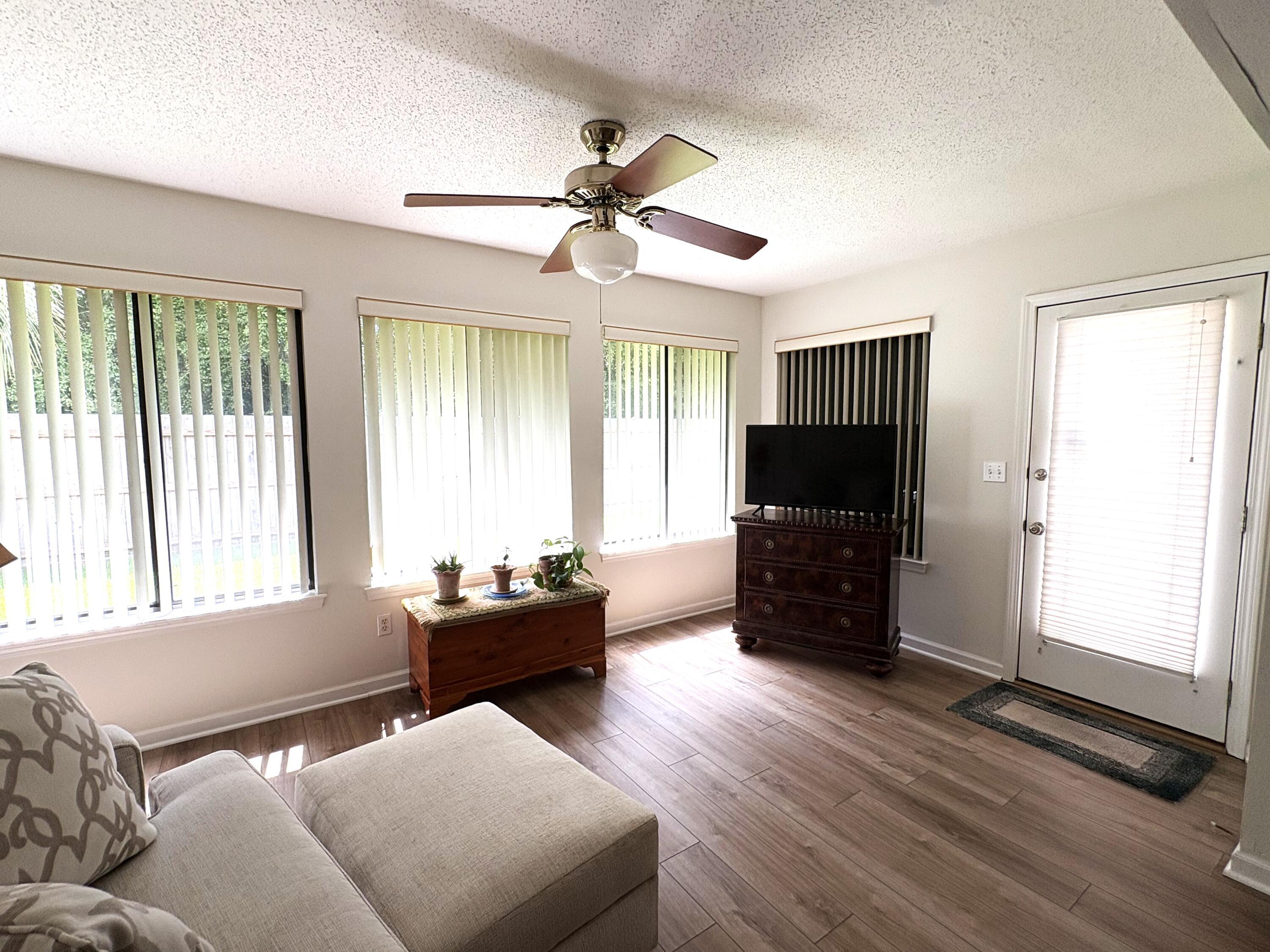 CEDAR RIDGE PH 12 - Residential