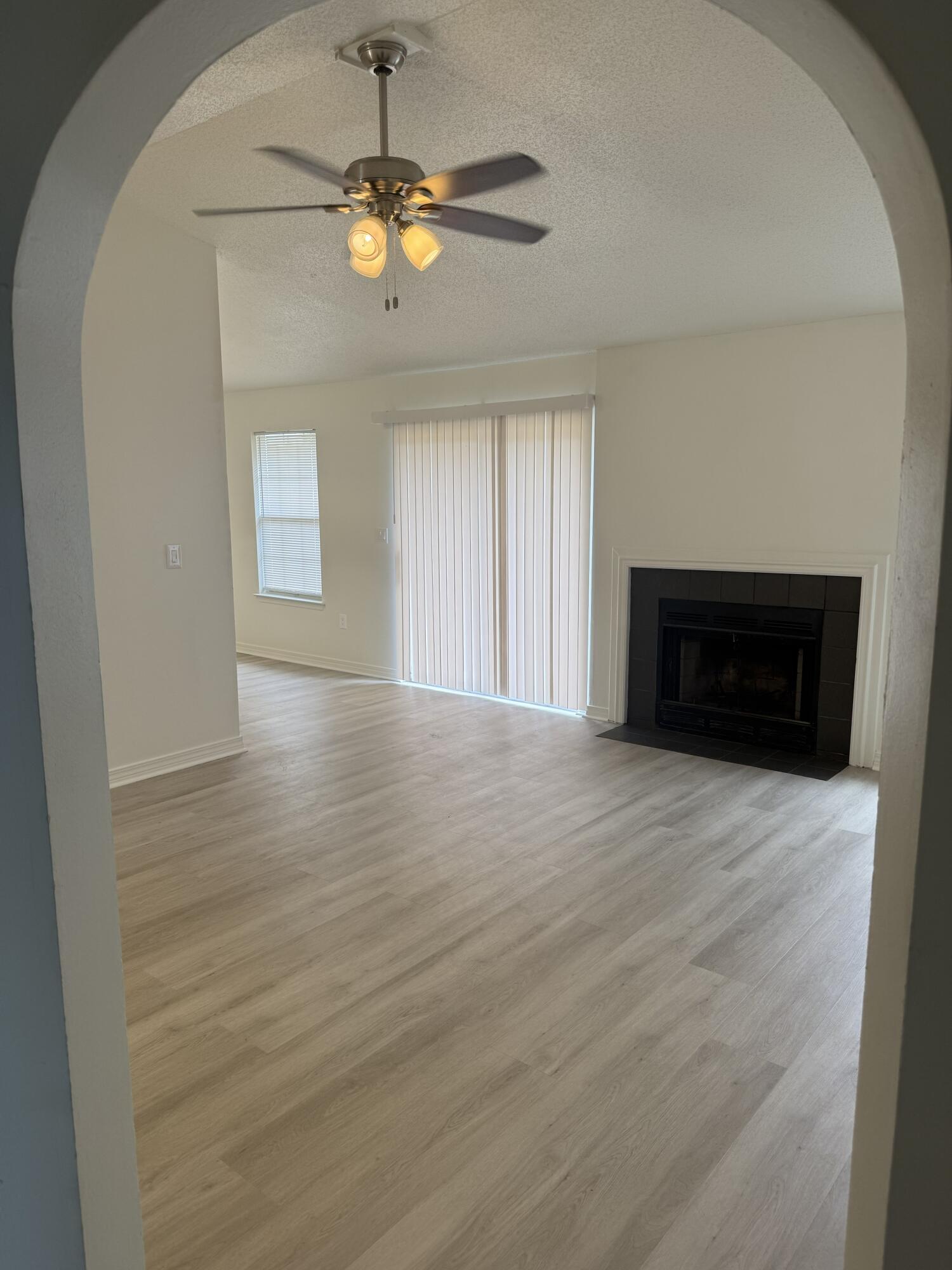 COUNTRYVIEW EST 6TH PH2 - Residential