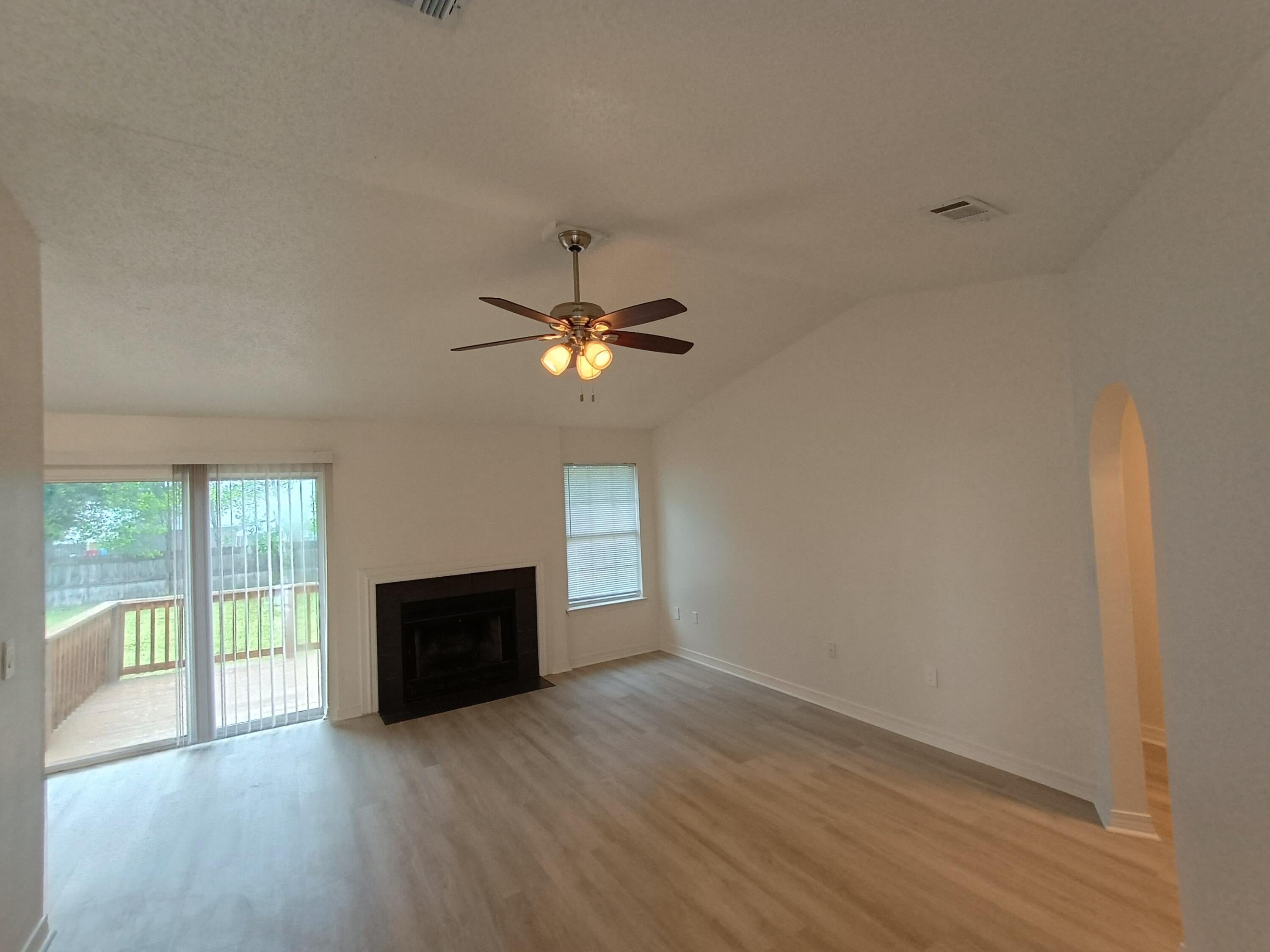 COUNTRYVIEW EST 6TH PH2 - Residential