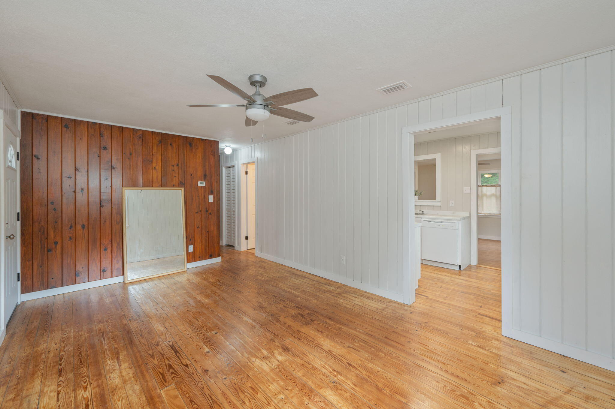 CINCO ADD - Residential Lease