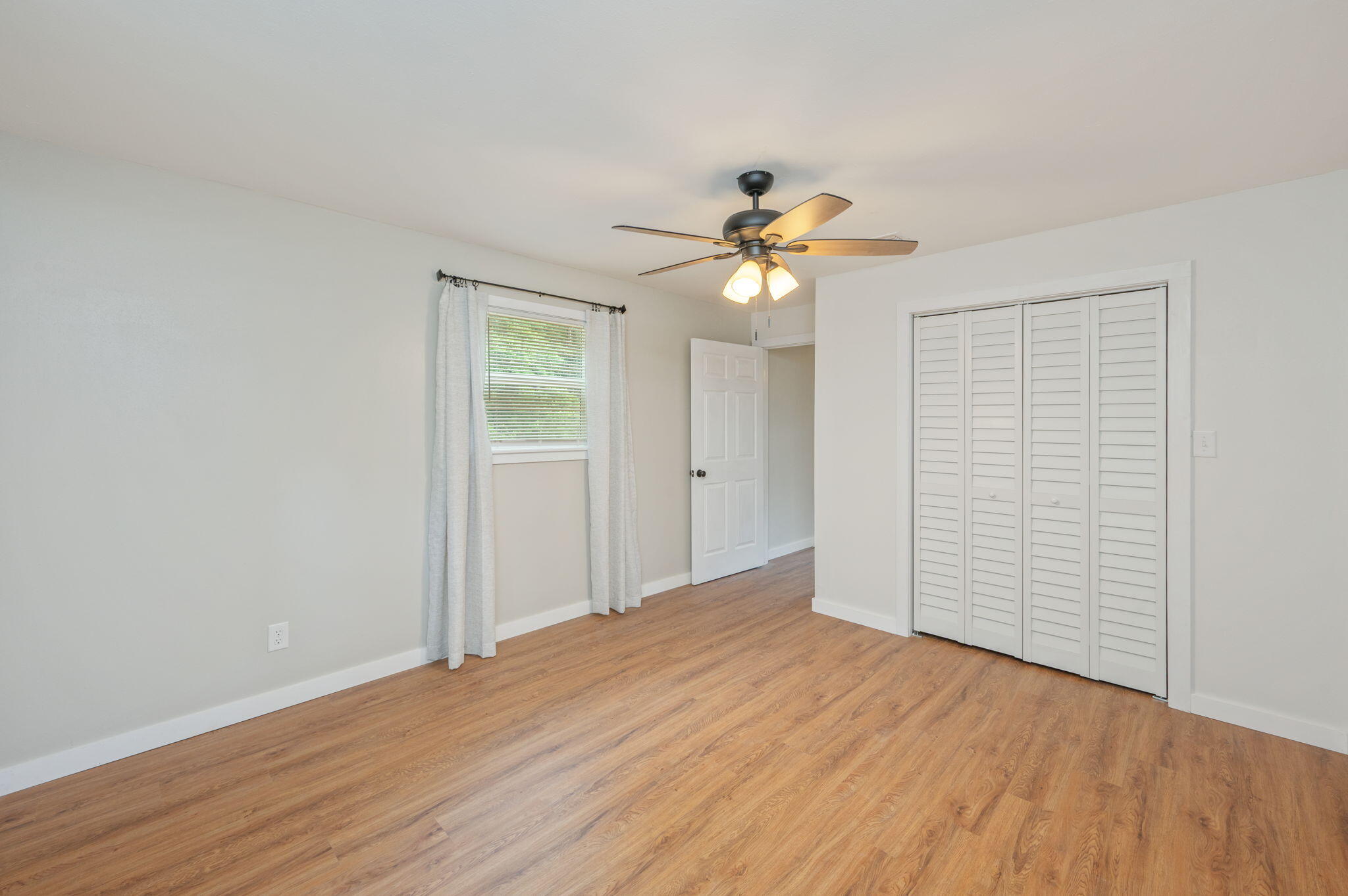 CINCO ADD - Residential Lease