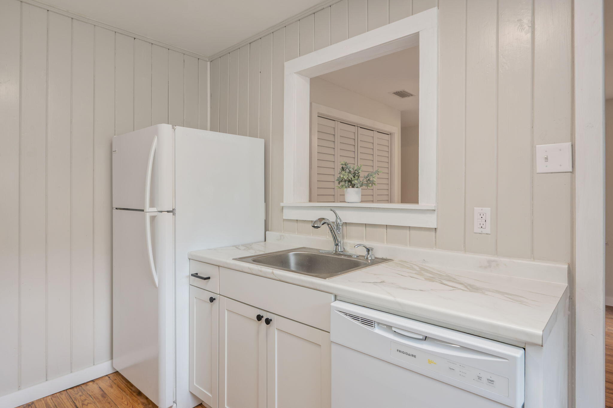CINCO ADD - Residential Lease