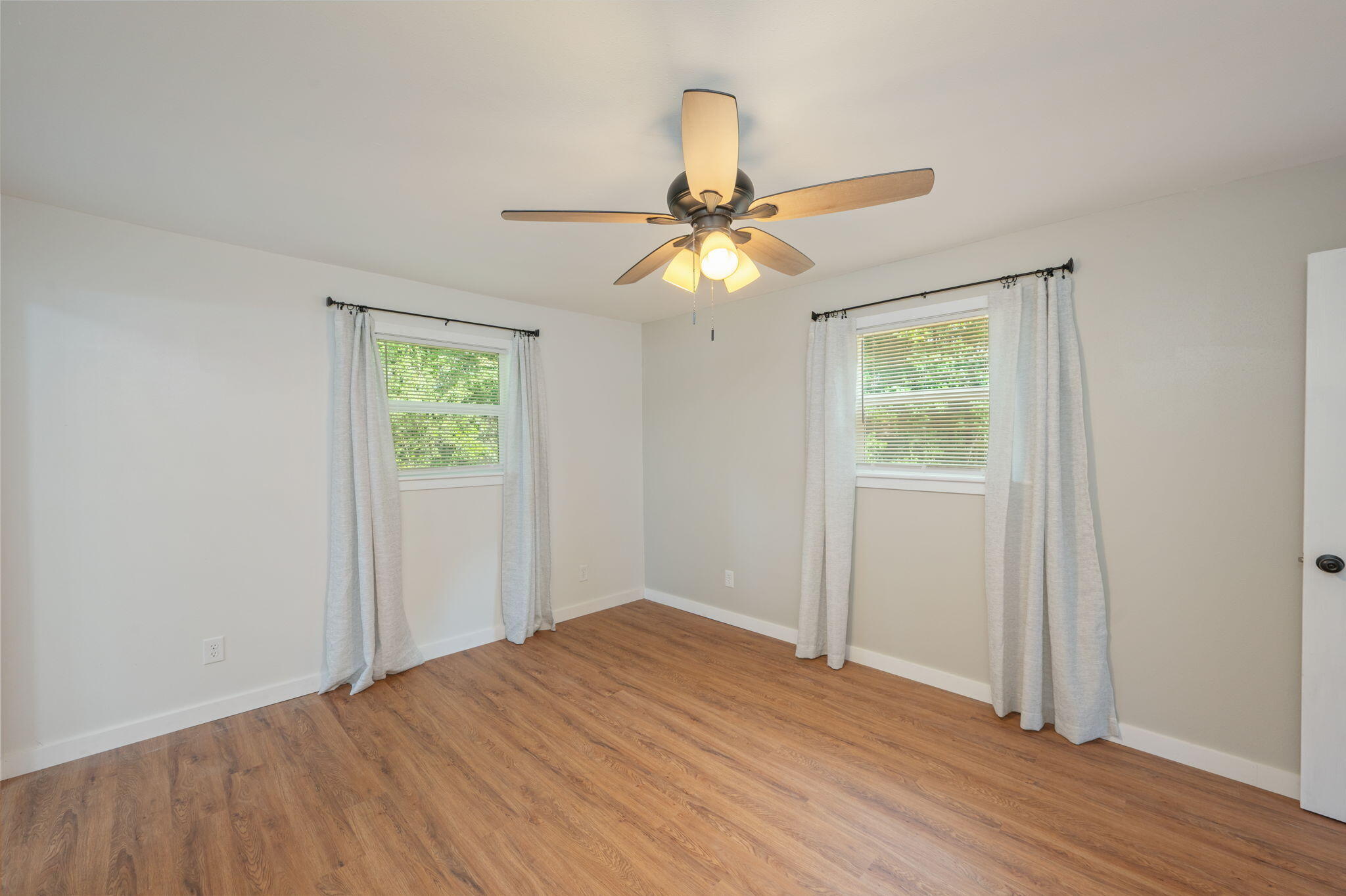 CINCO ADD - Residential Lease