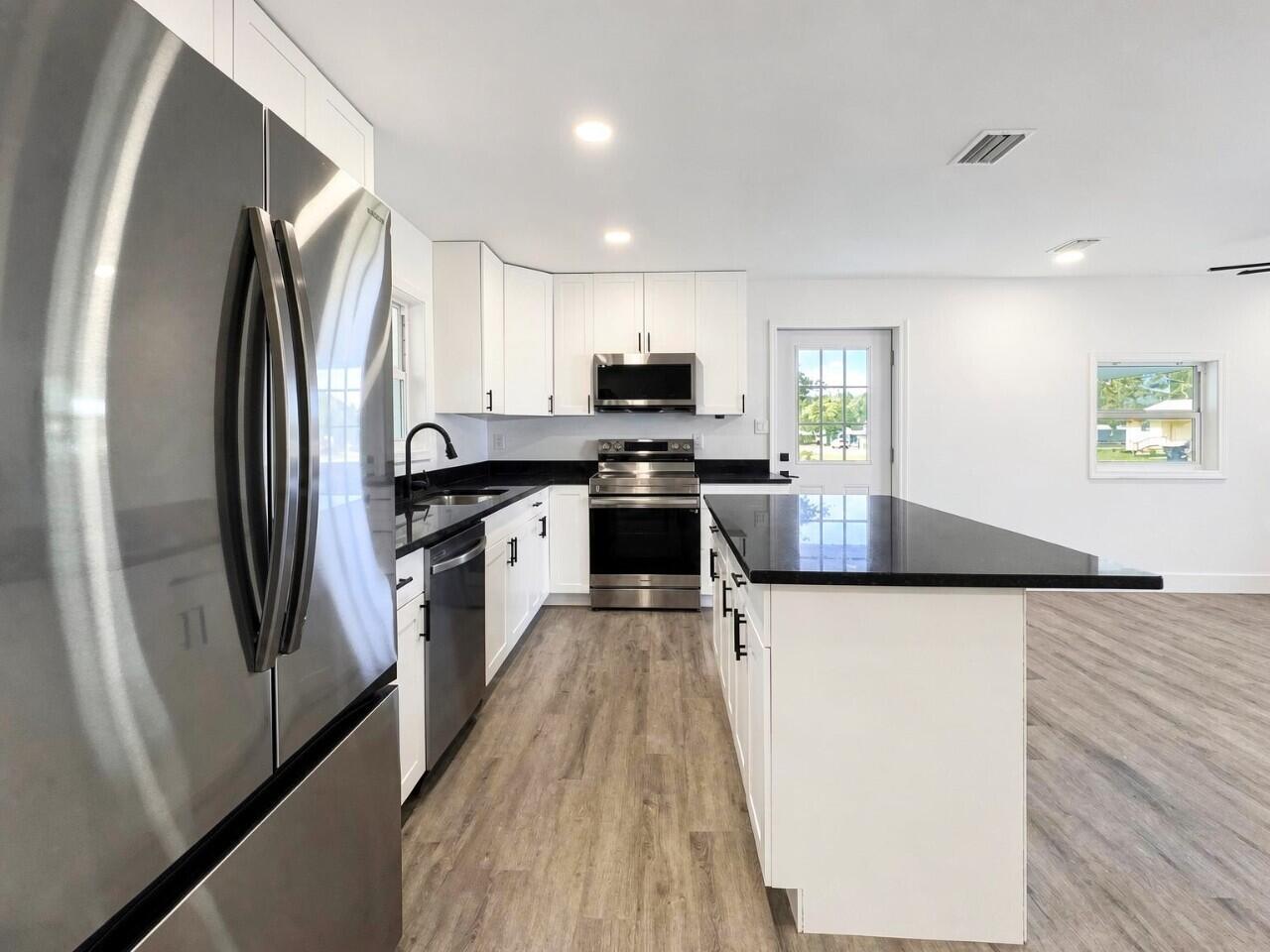 MAGNOLIA SPRINGS - Residential