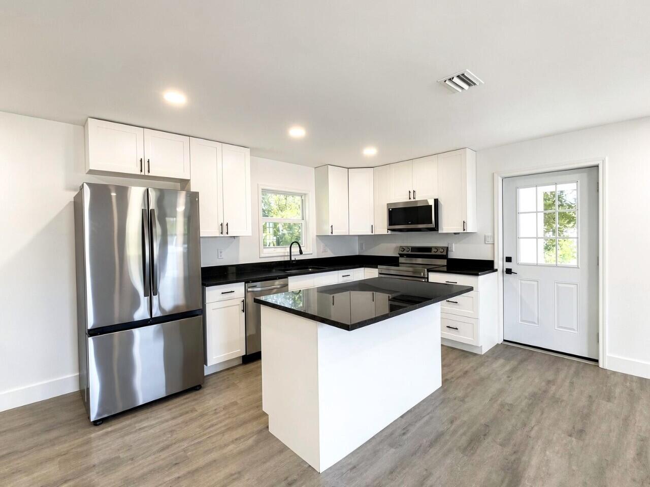 MAGNOLIA SPRINGS - Residential