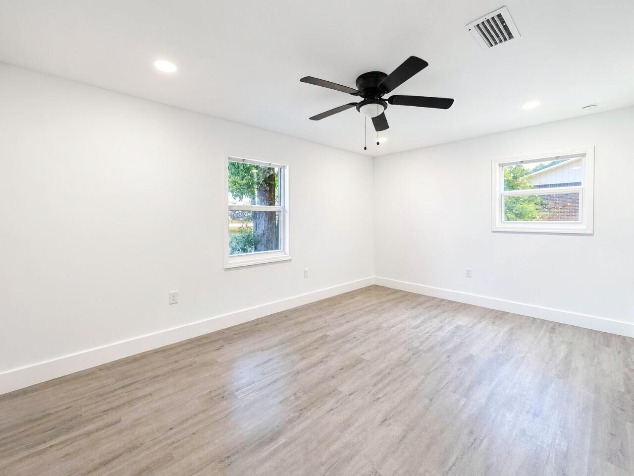 MAGNOLIA SPRINGS - Residential