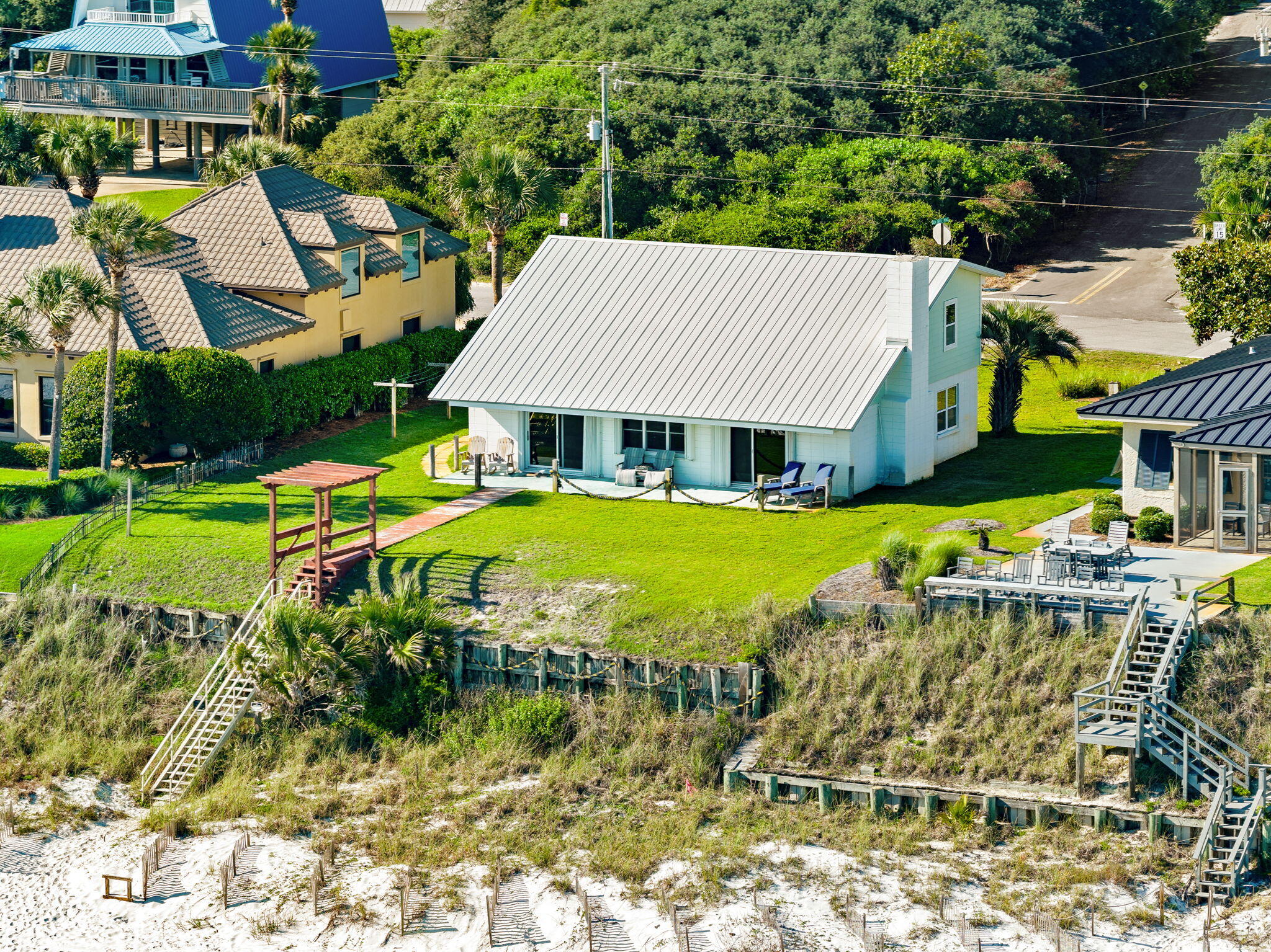 BLUE MOUNTAIN BEACH - Residential