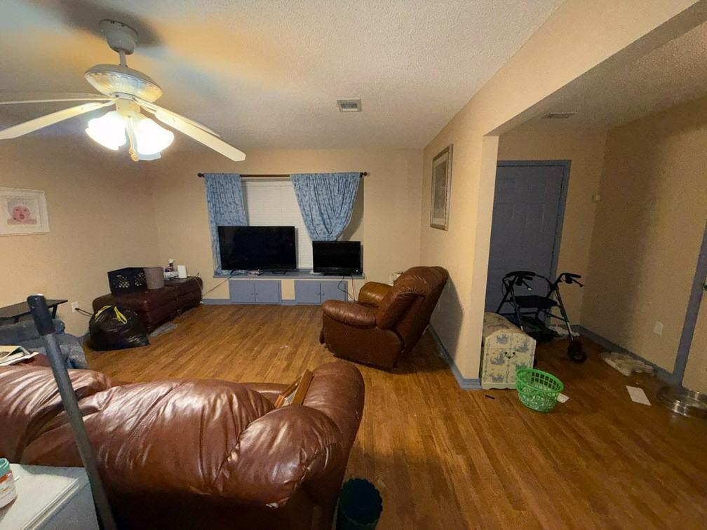 NO RECORDED SUBDIVISION - Residential