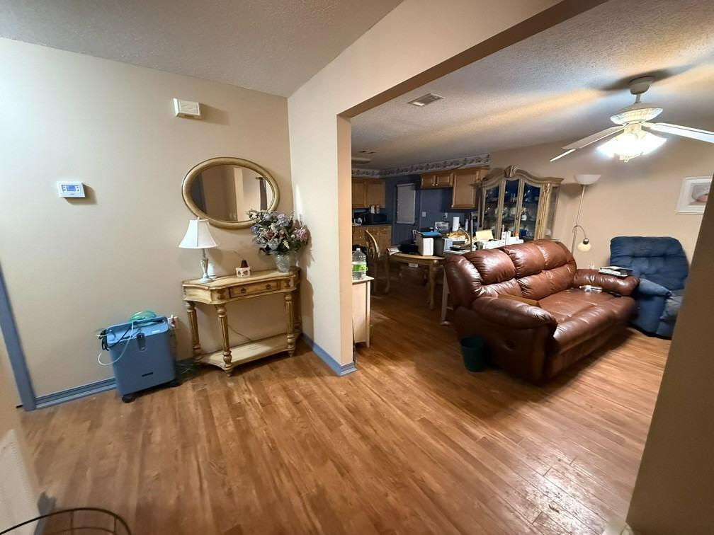 NO RECORDED SUBDIVISION - Residential