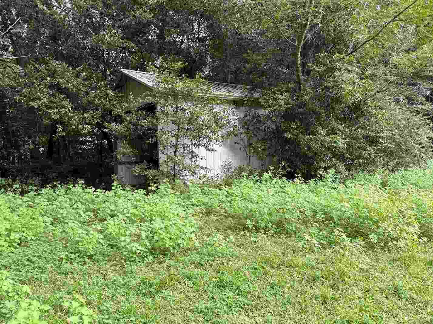 NO RECORDED SUBDIVISION - Residential