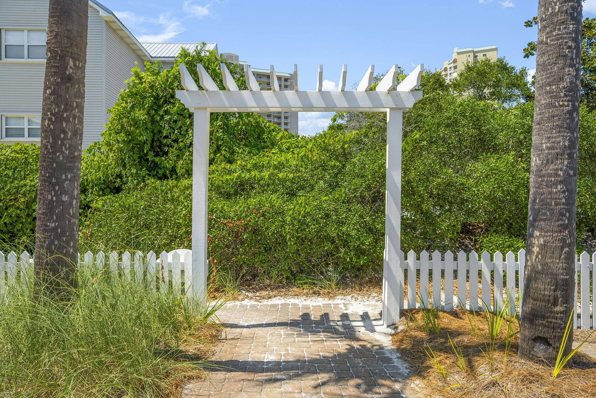 GULFSIDE COTTAGES - Residential