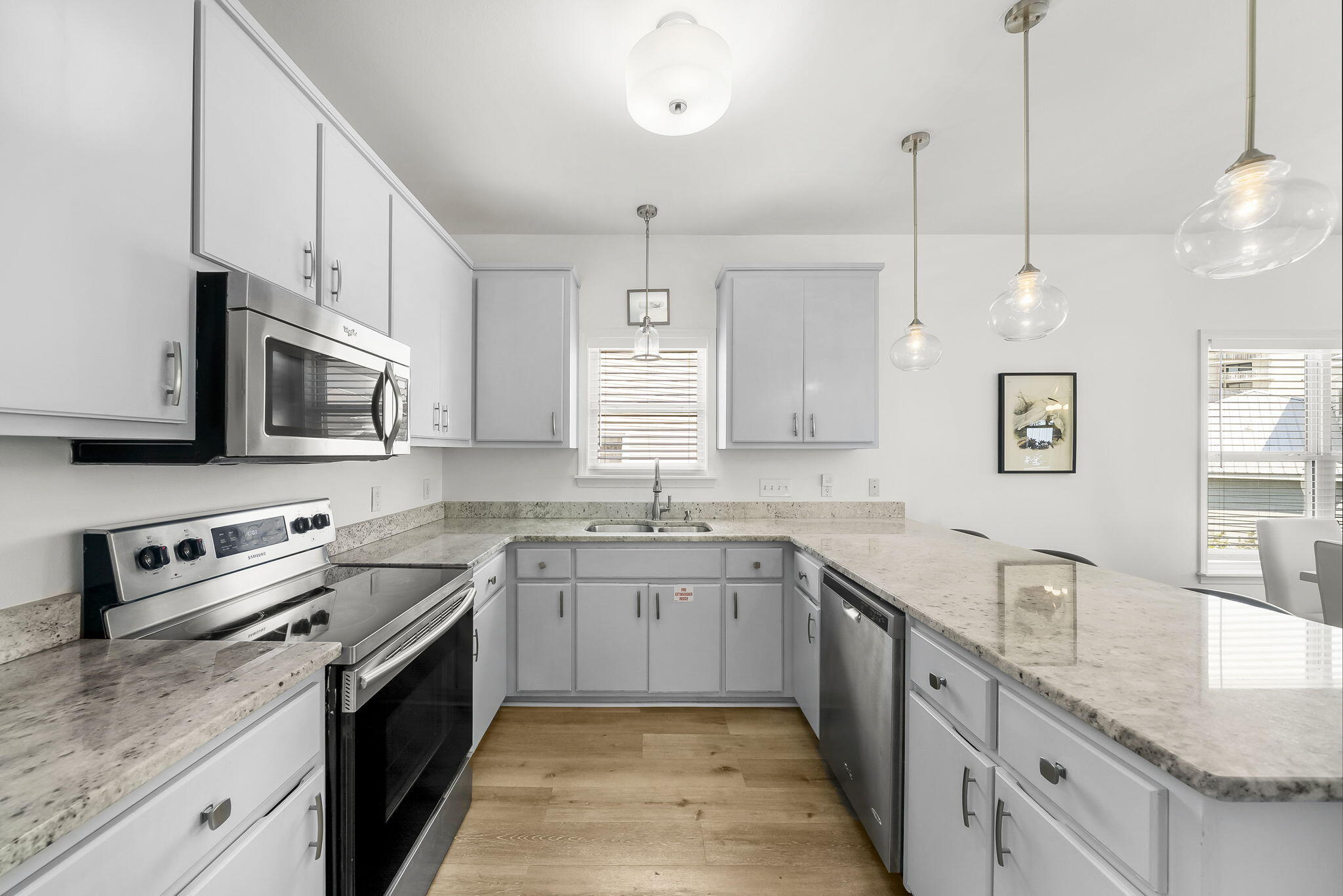 GULFSIDE COTTAGES - Residential