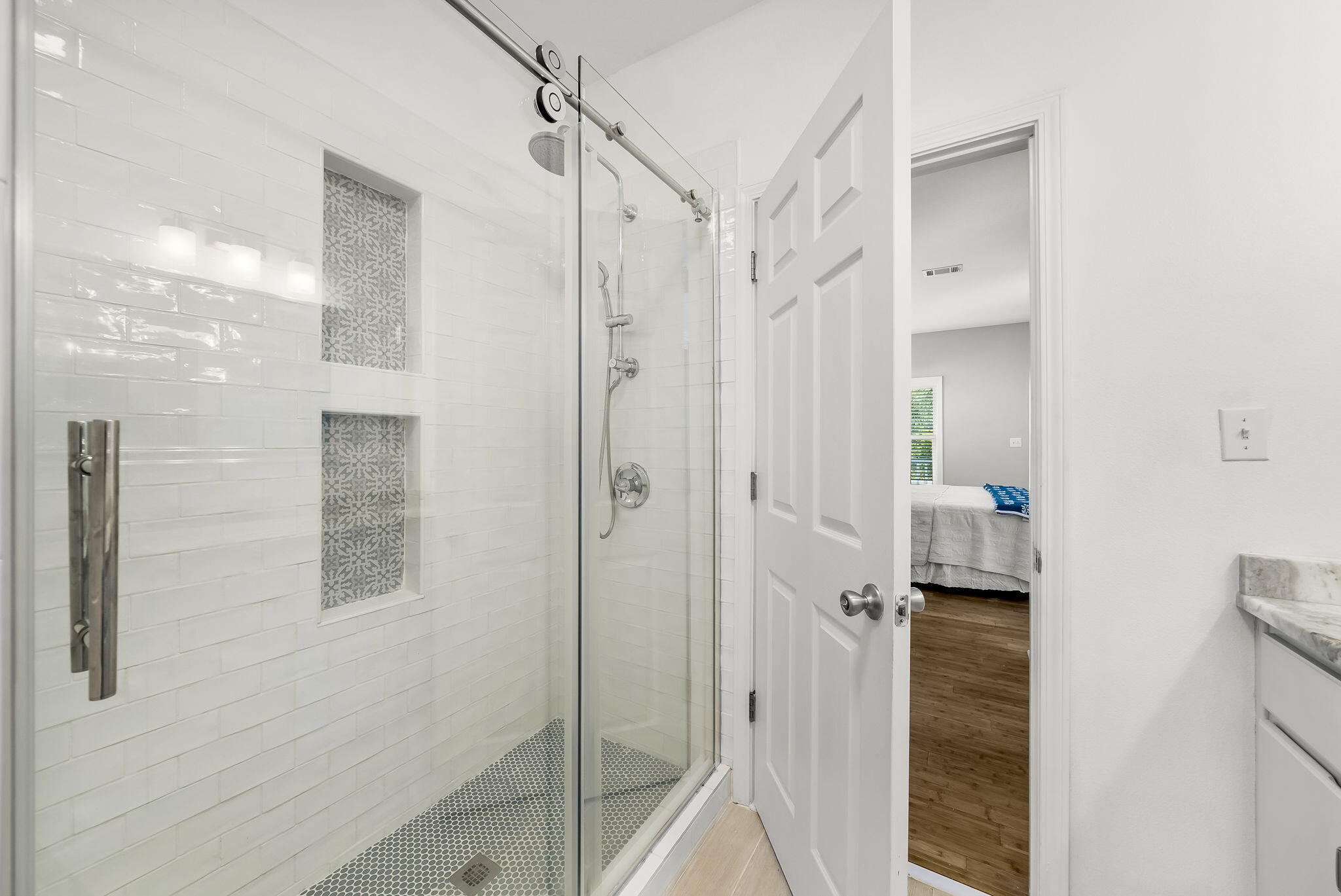 GULFSIDE COTTAGES - Residential