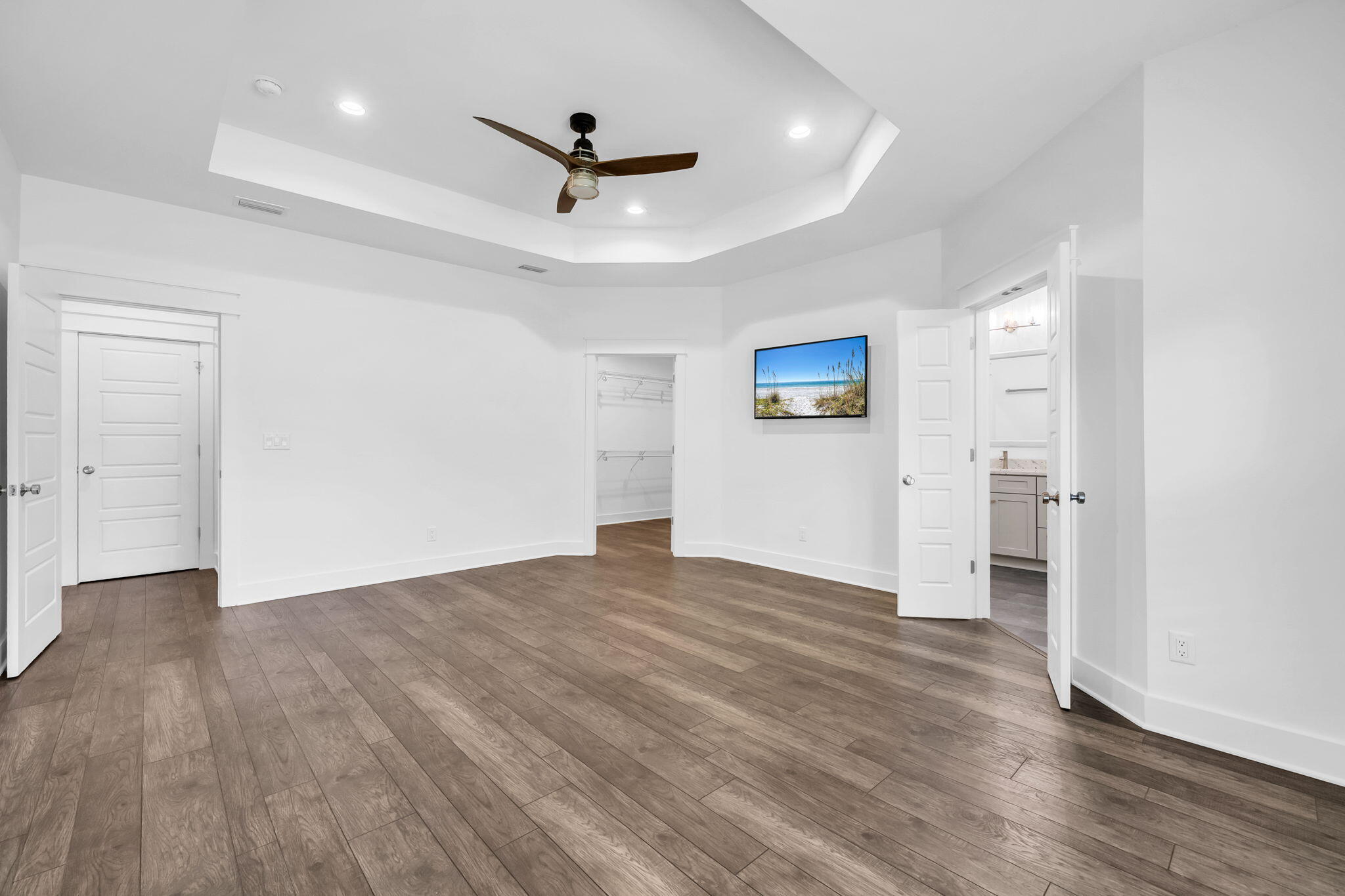 PELICAN BAY S/D - Residential