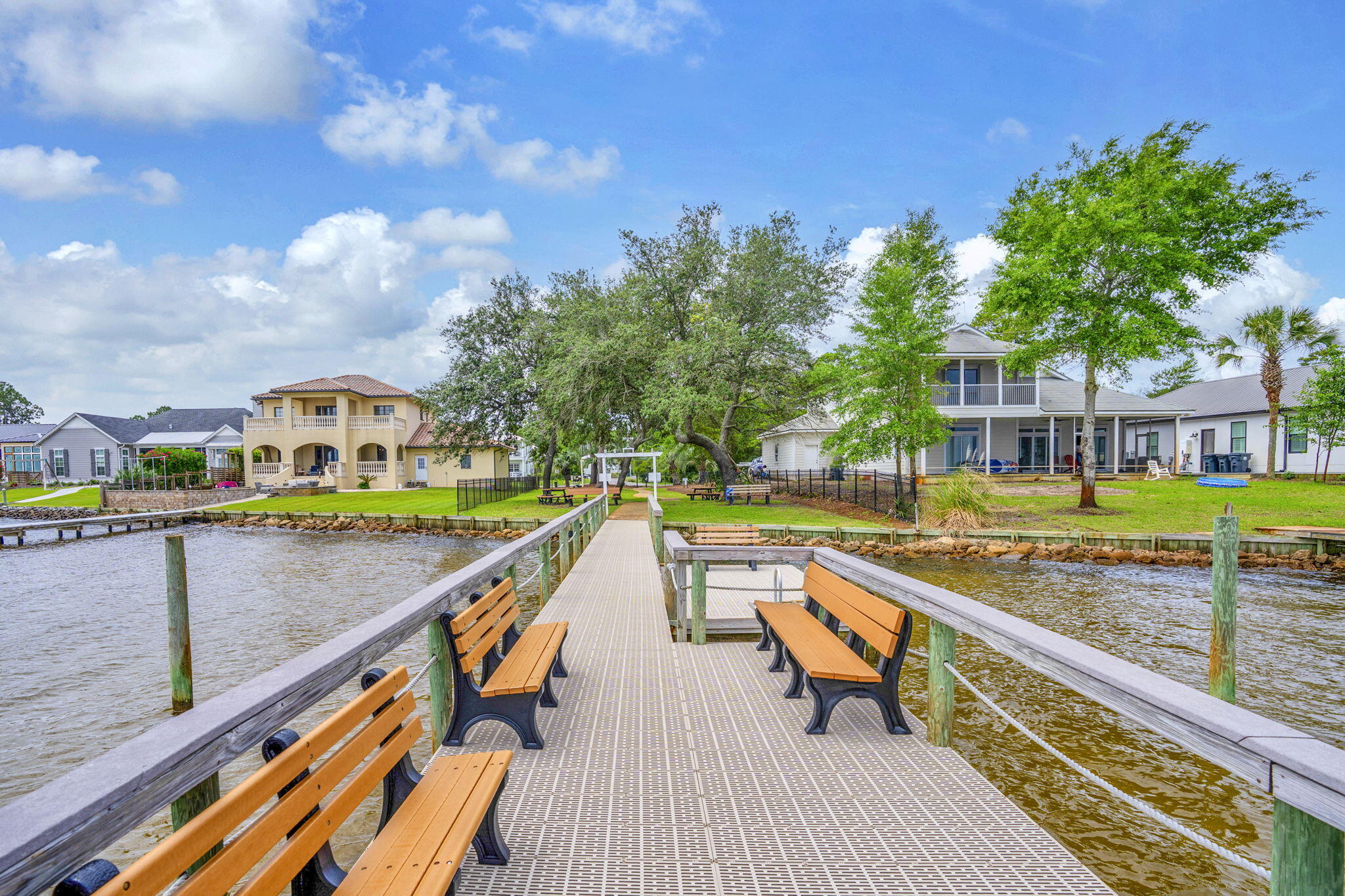 PELICAN BAY S/D - Residential