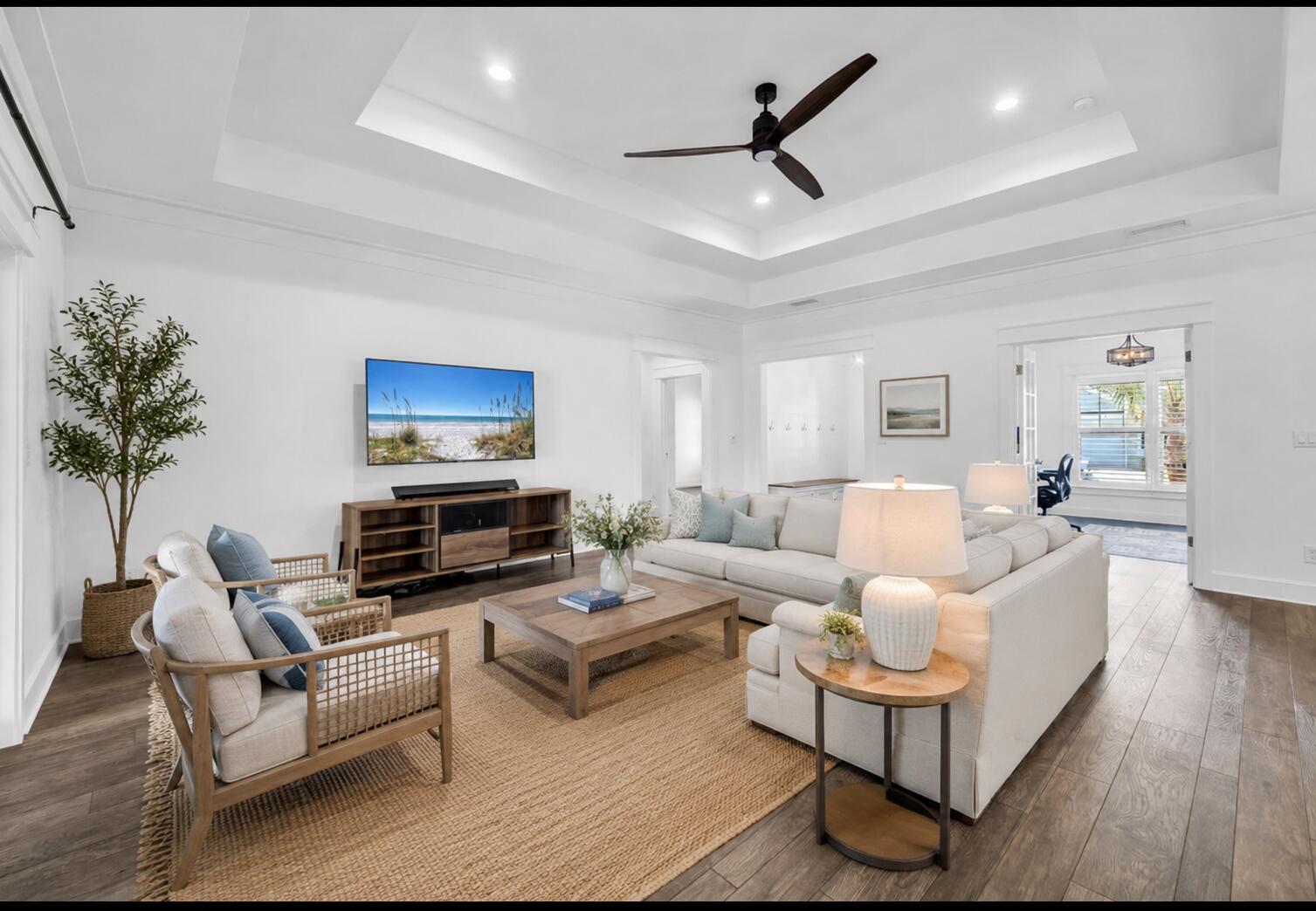 PELICAN BAY S/D - Residential