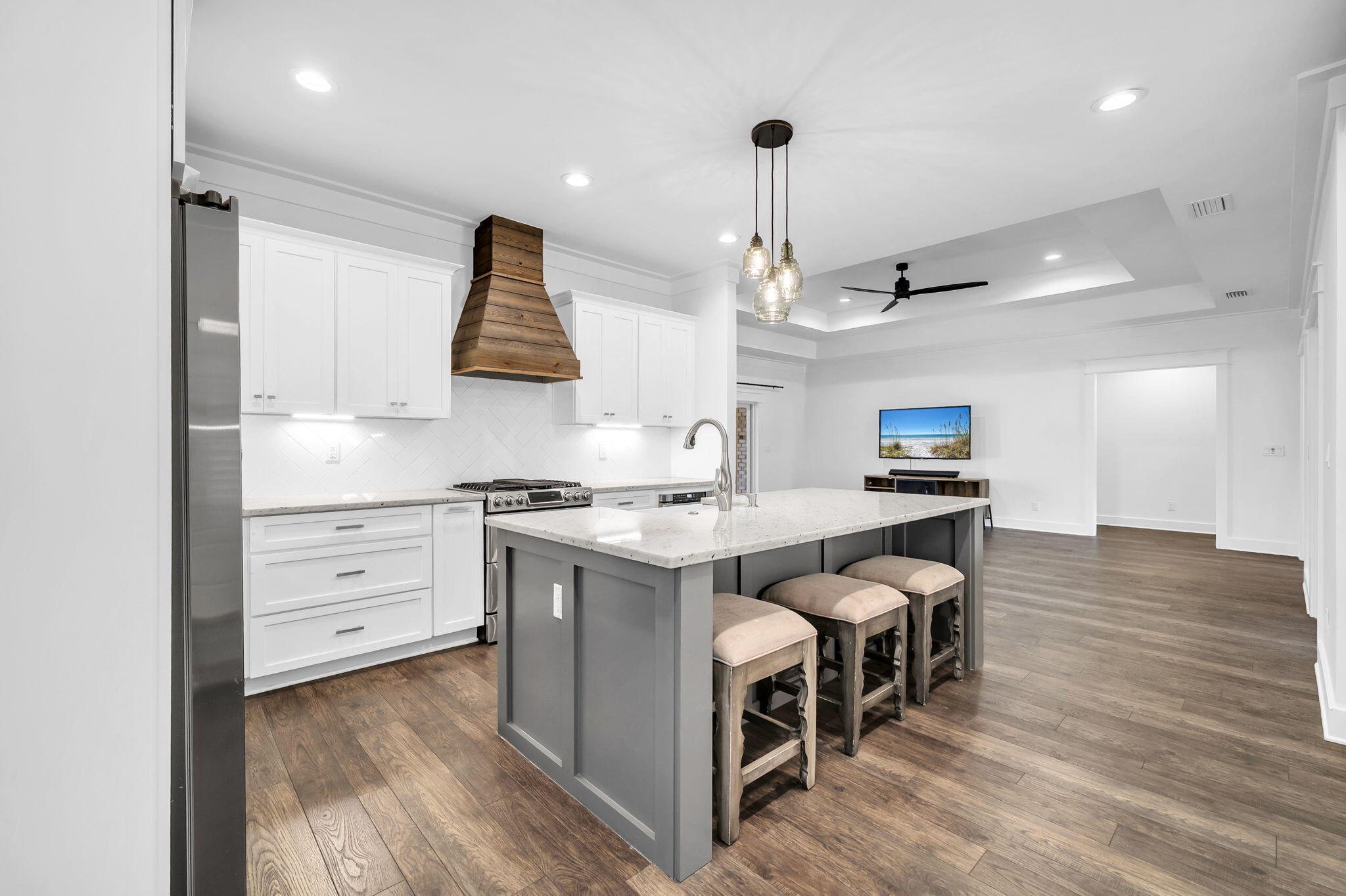 PELICAN BAY S/D - Residential