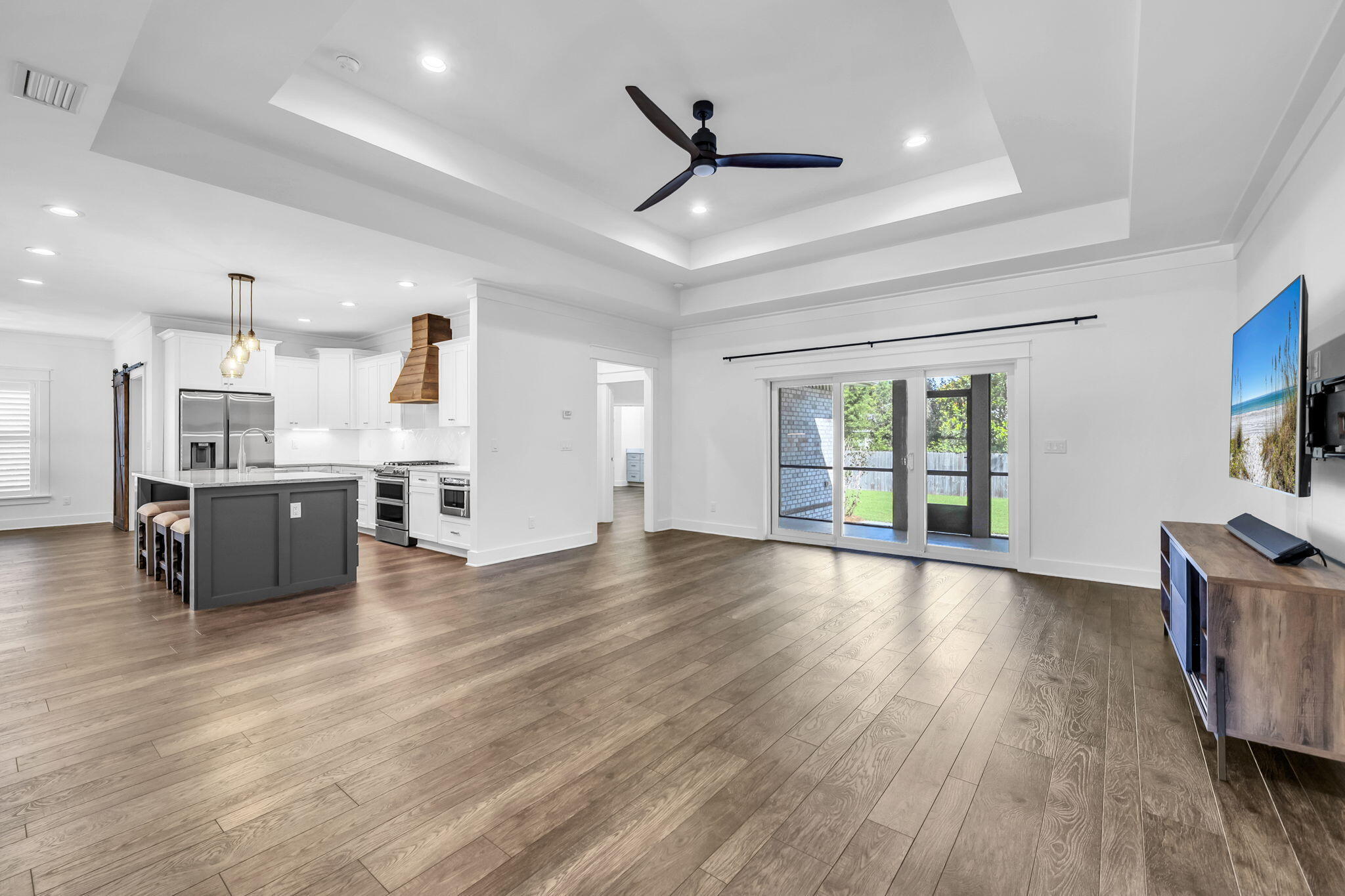 PELICAN BAY S/D - Residential