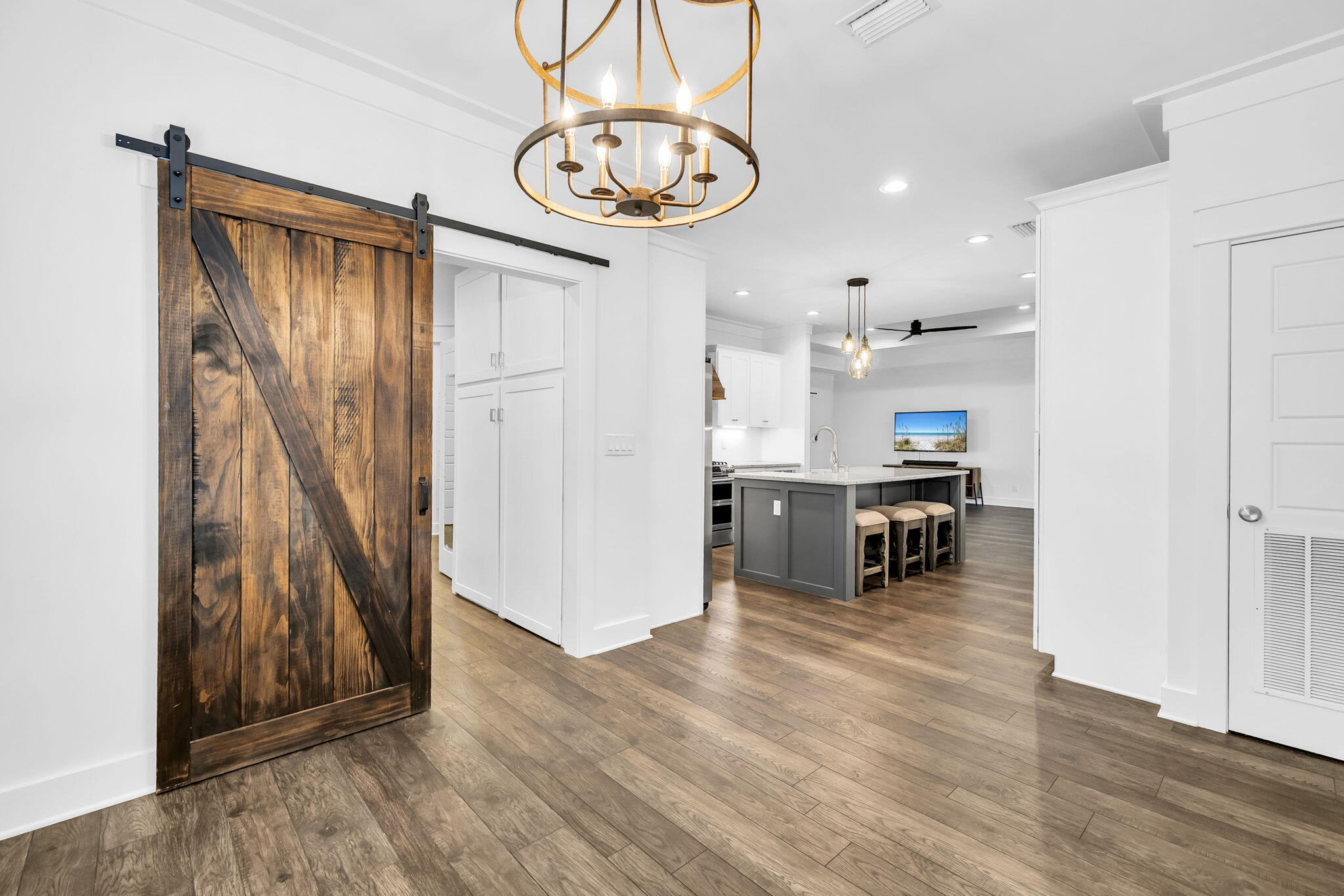 PELICAN BAY S/D - Residential