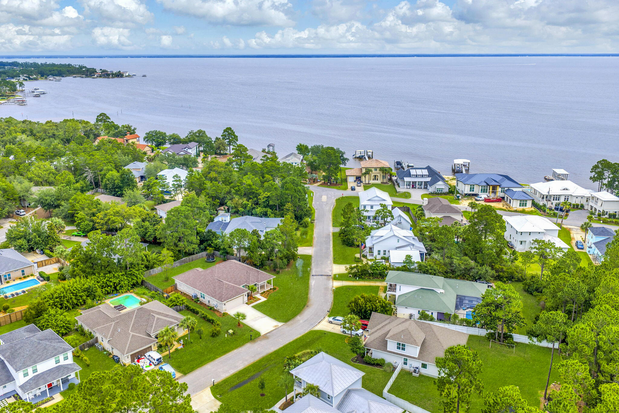 PELICAN BAY S/D - Residential